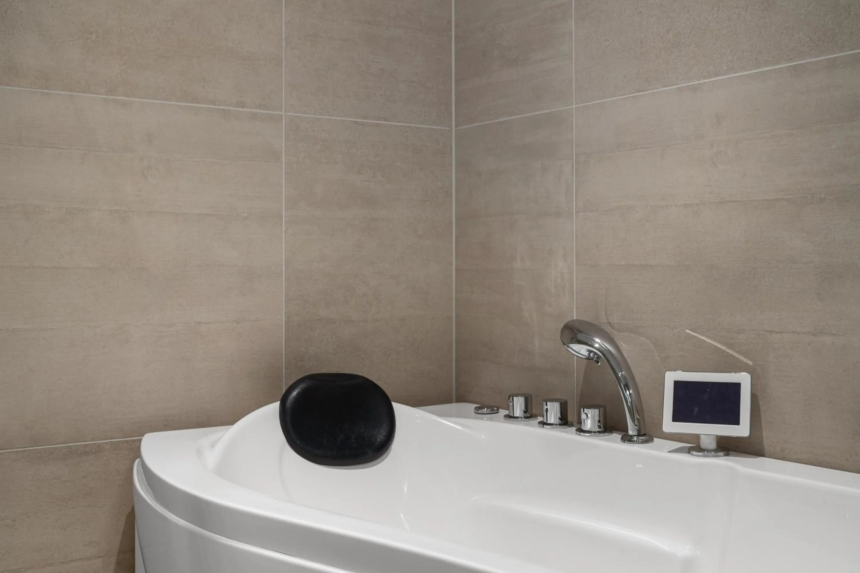 Bathroom in Enter City Hotel