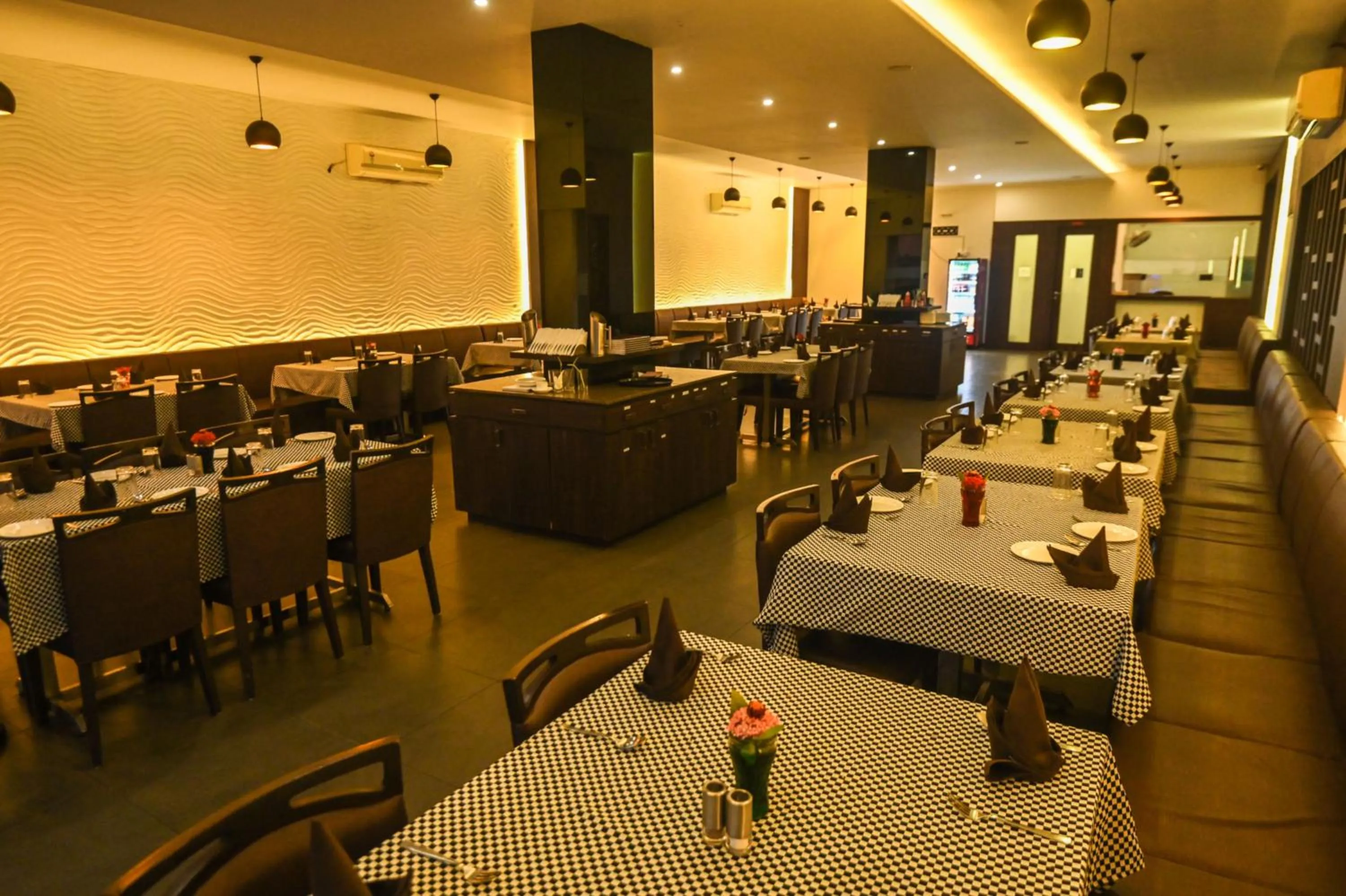 Restaurant/places to eat in The Divine Resort Somnath