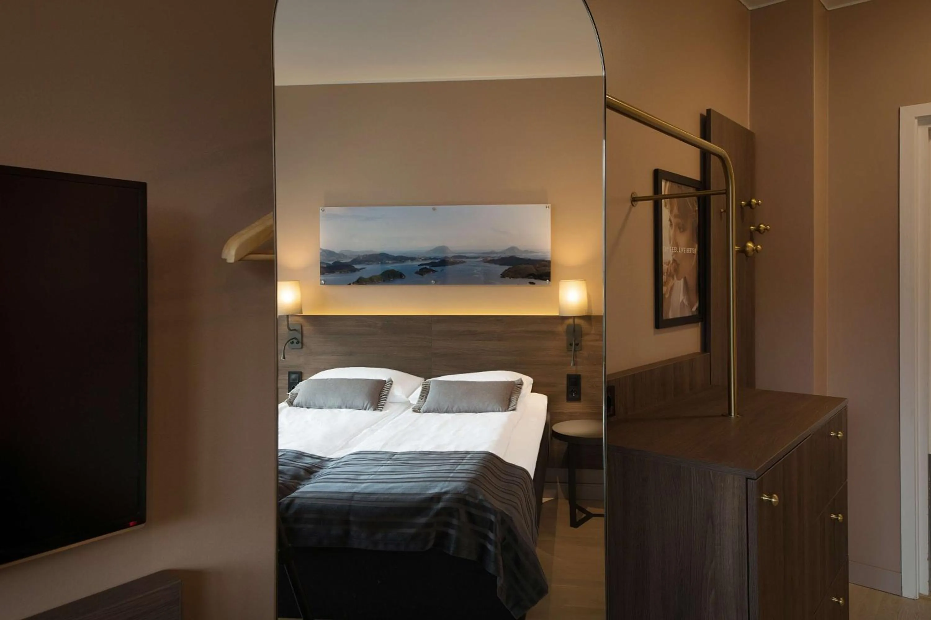 Bedroom, Bed in Scandic Sunnfjord Hotel & Spa