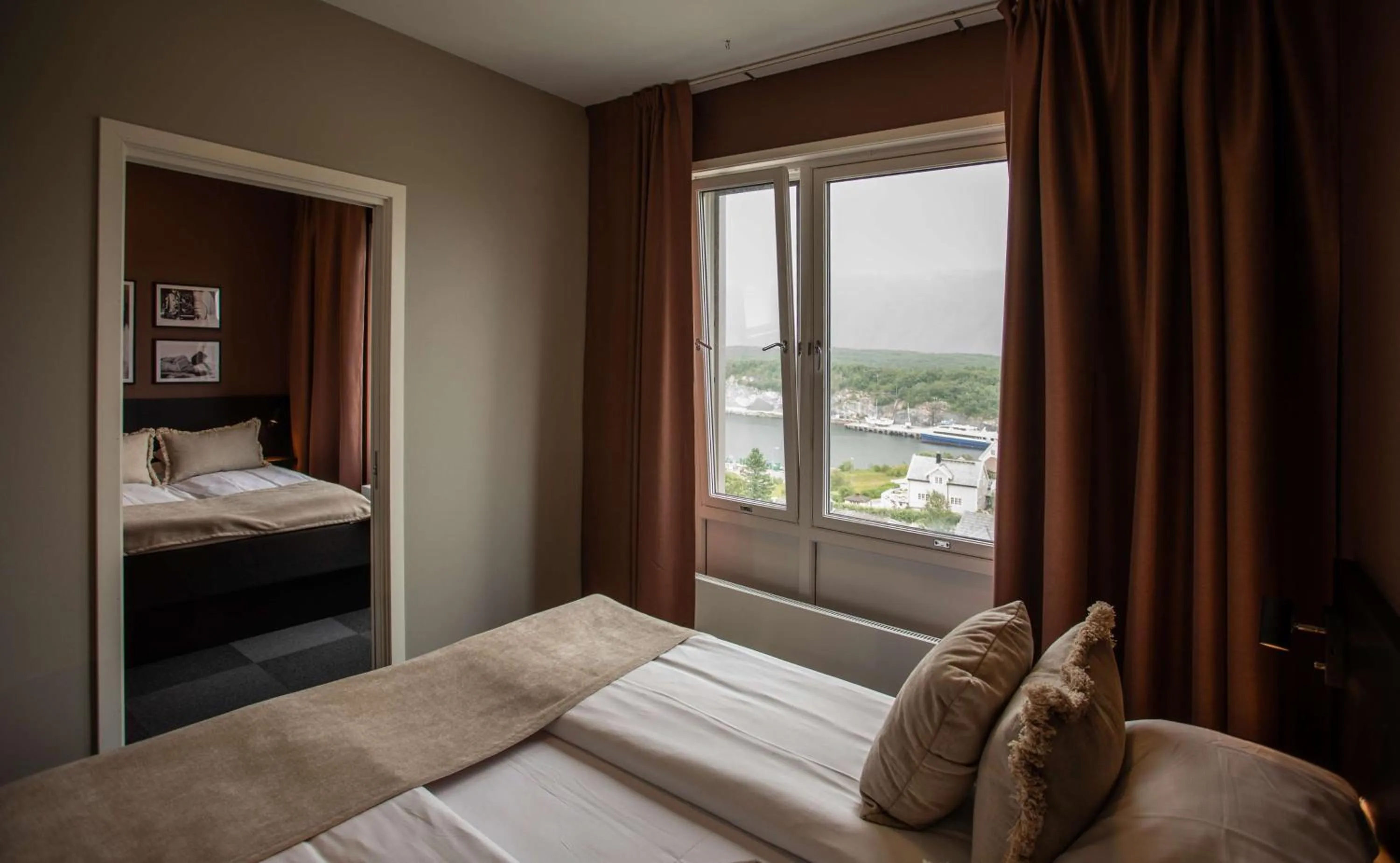 Bedroom, Bed in Scandic Syv Søstre