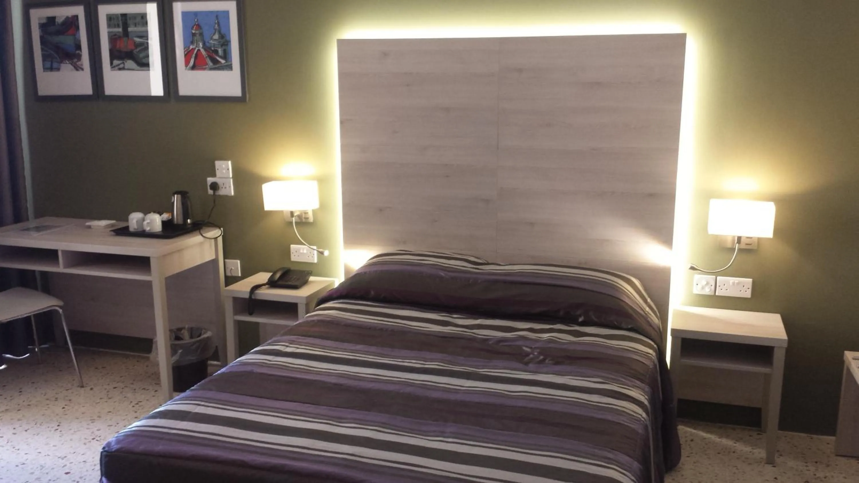 Bed in Il Palazzin Hotel