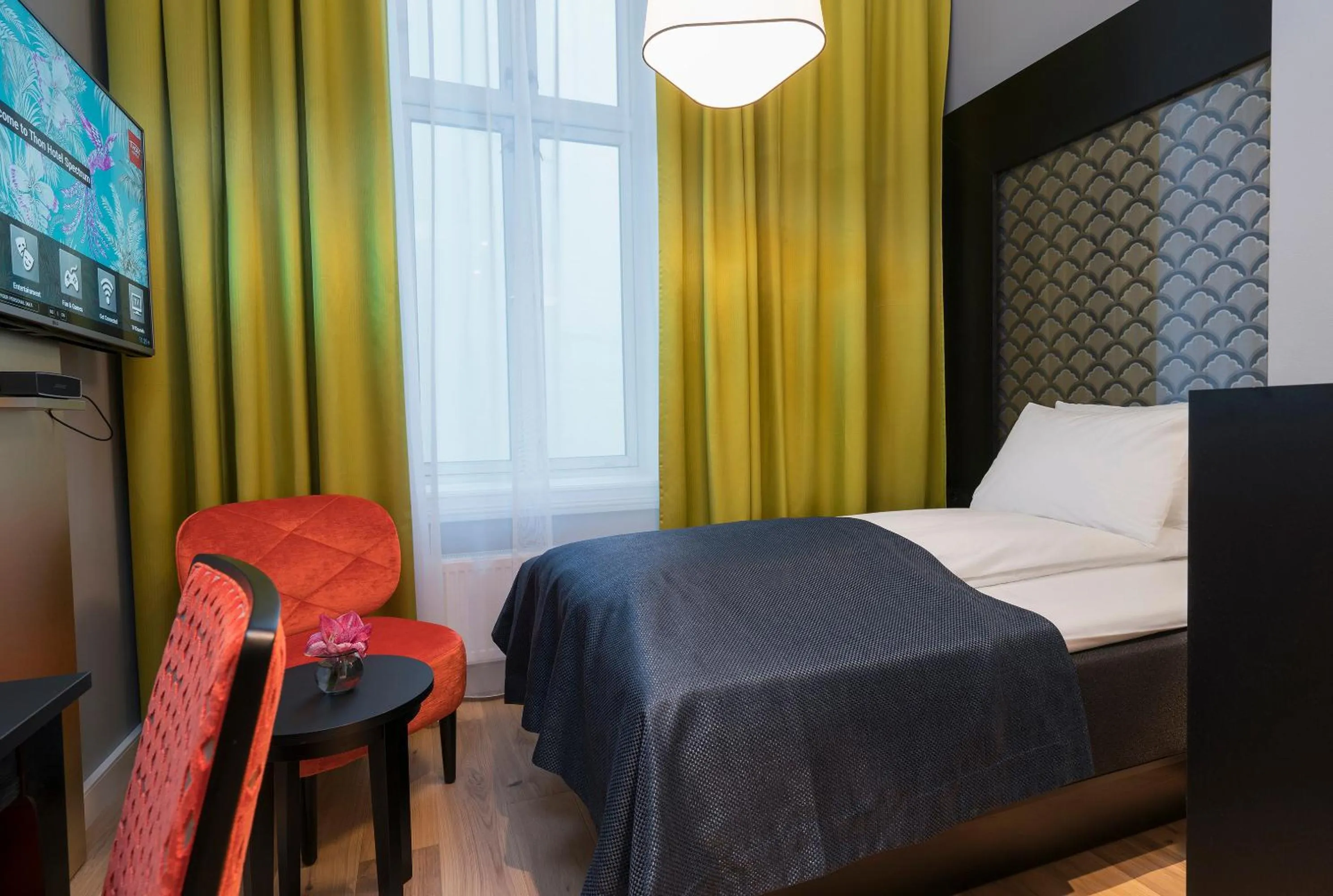 Bedroom, Bed in Thon Hotel Spectrum