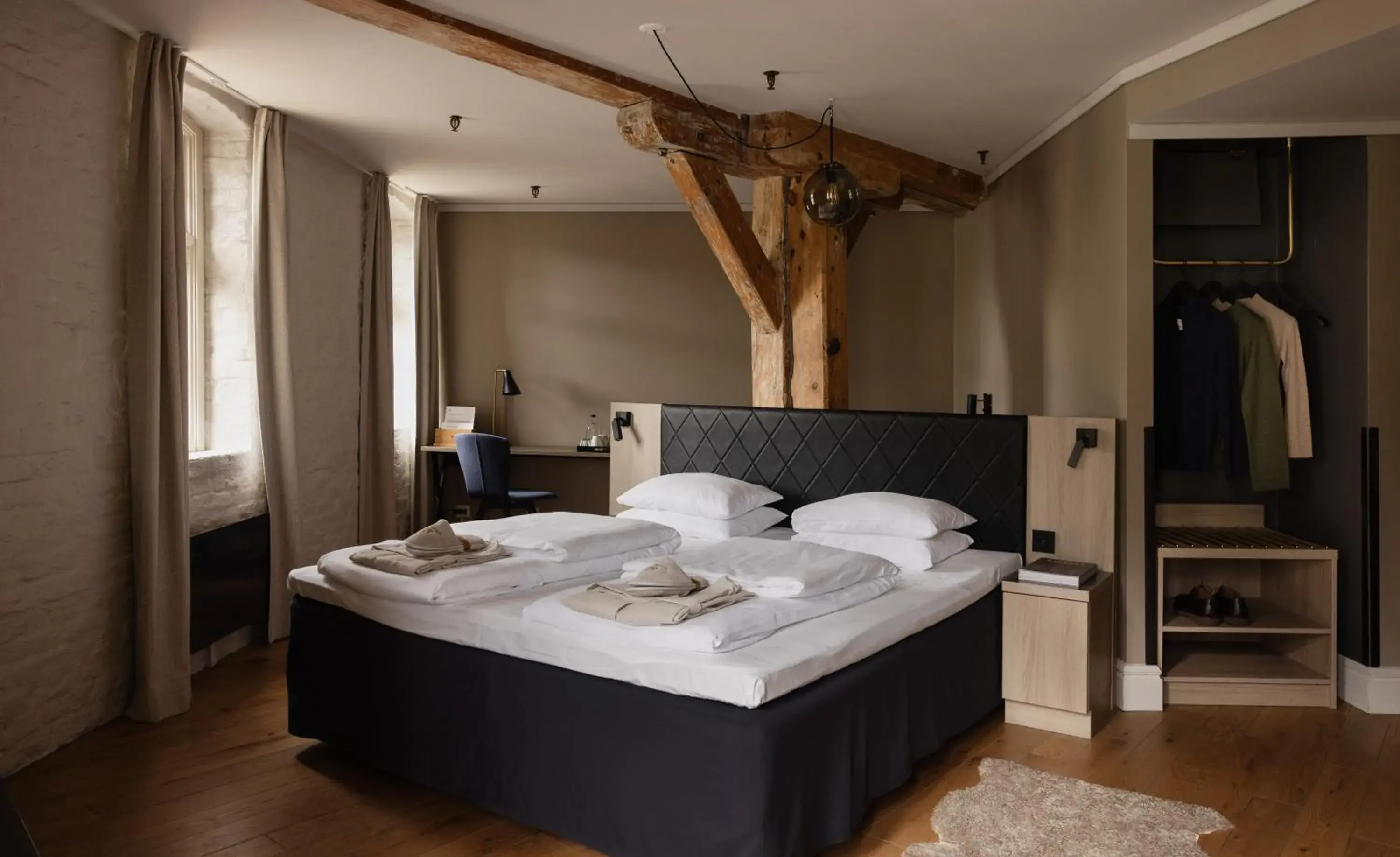 Family Room - single occupancy in Hotel Brosundet Family Room - single occupancy in Hotel Brosundet