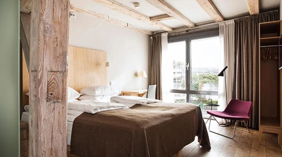 Bed in Hotel Brosundet