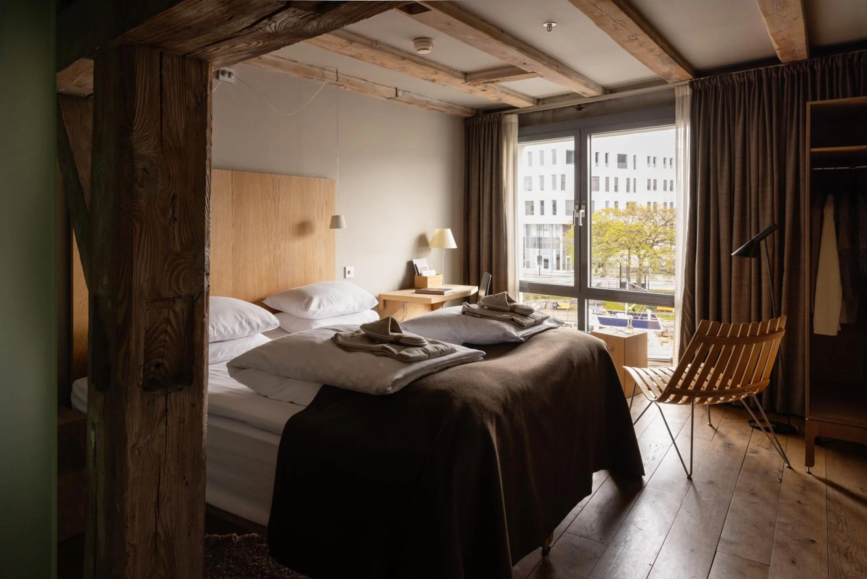 Bed in Hotel Brosundet