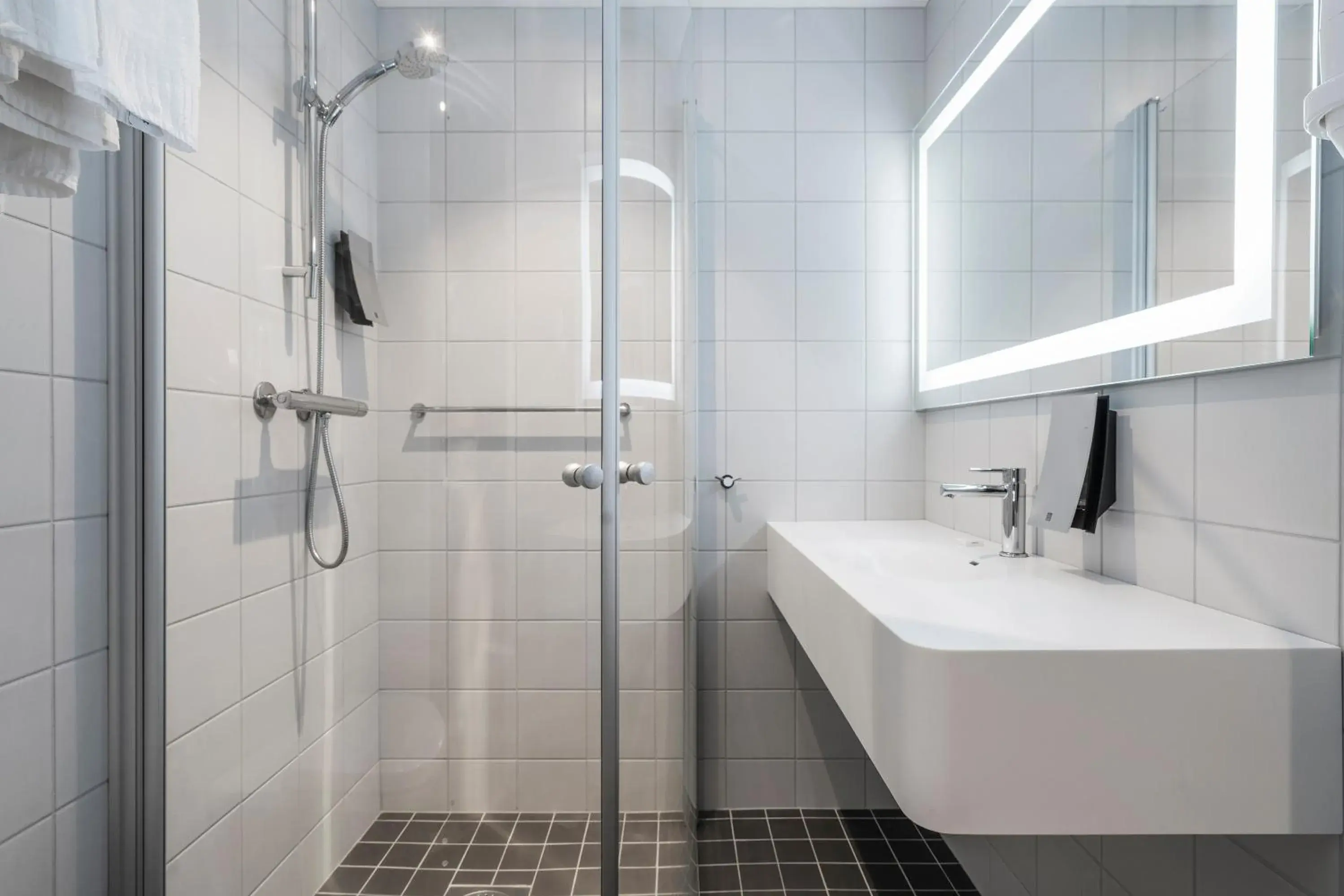 Standard Twin Room in Thon Hotel Lofoten Standard Twin Room in Thon Hotel Lofoten