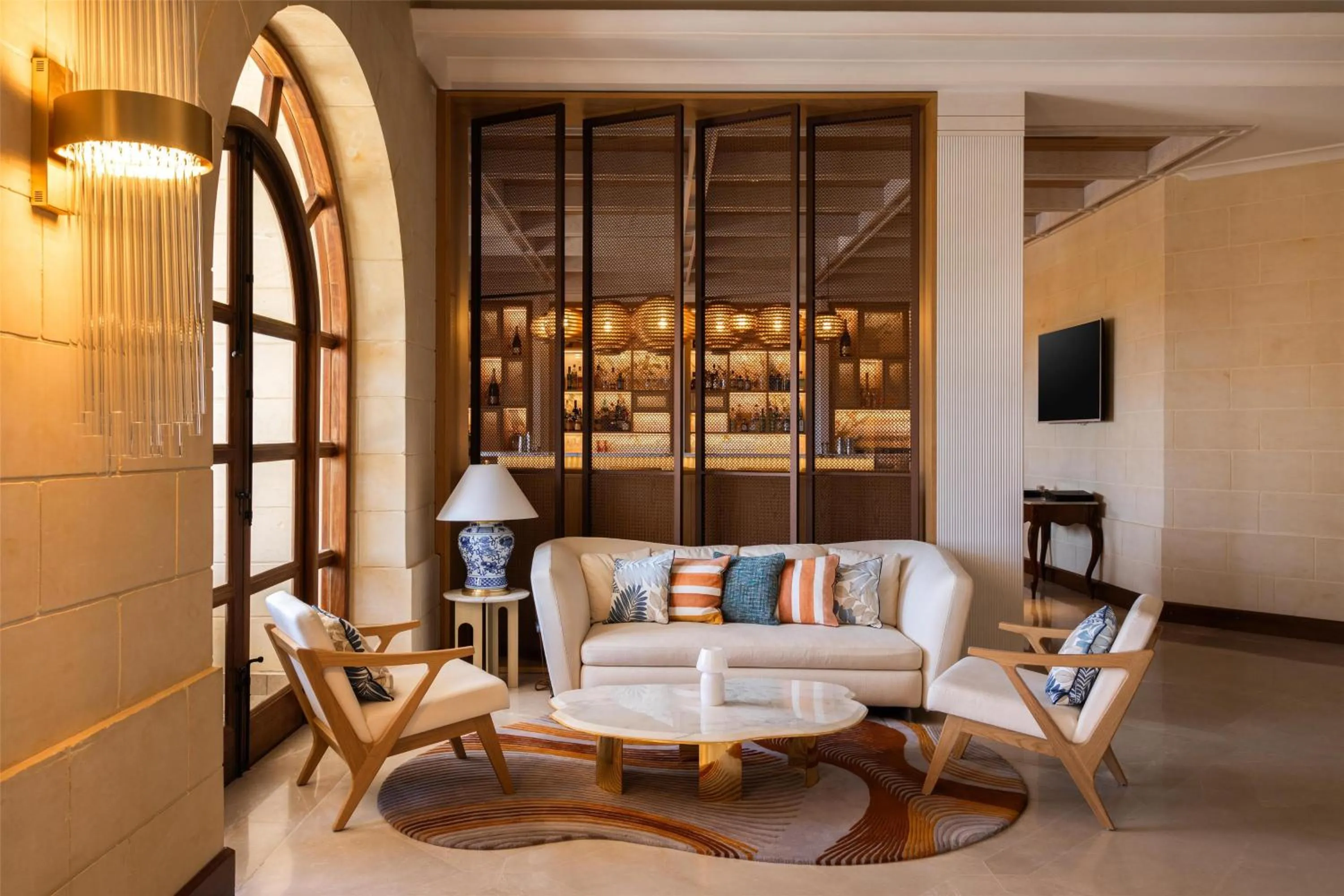 Lounge or bar in Kempinski Hotel San Lawrenz