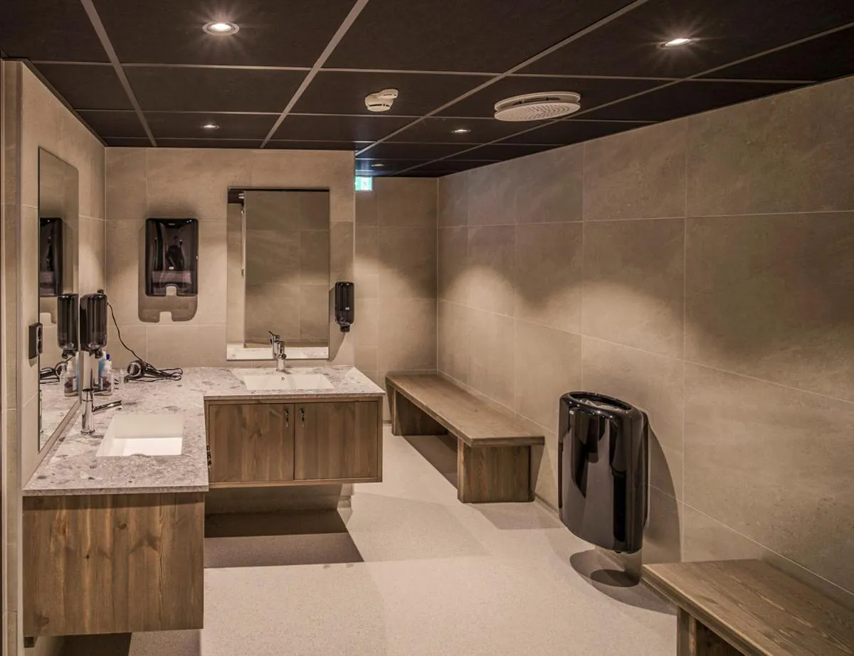 Swimming pool in Villa Vågå - by Classic Norway Hotels