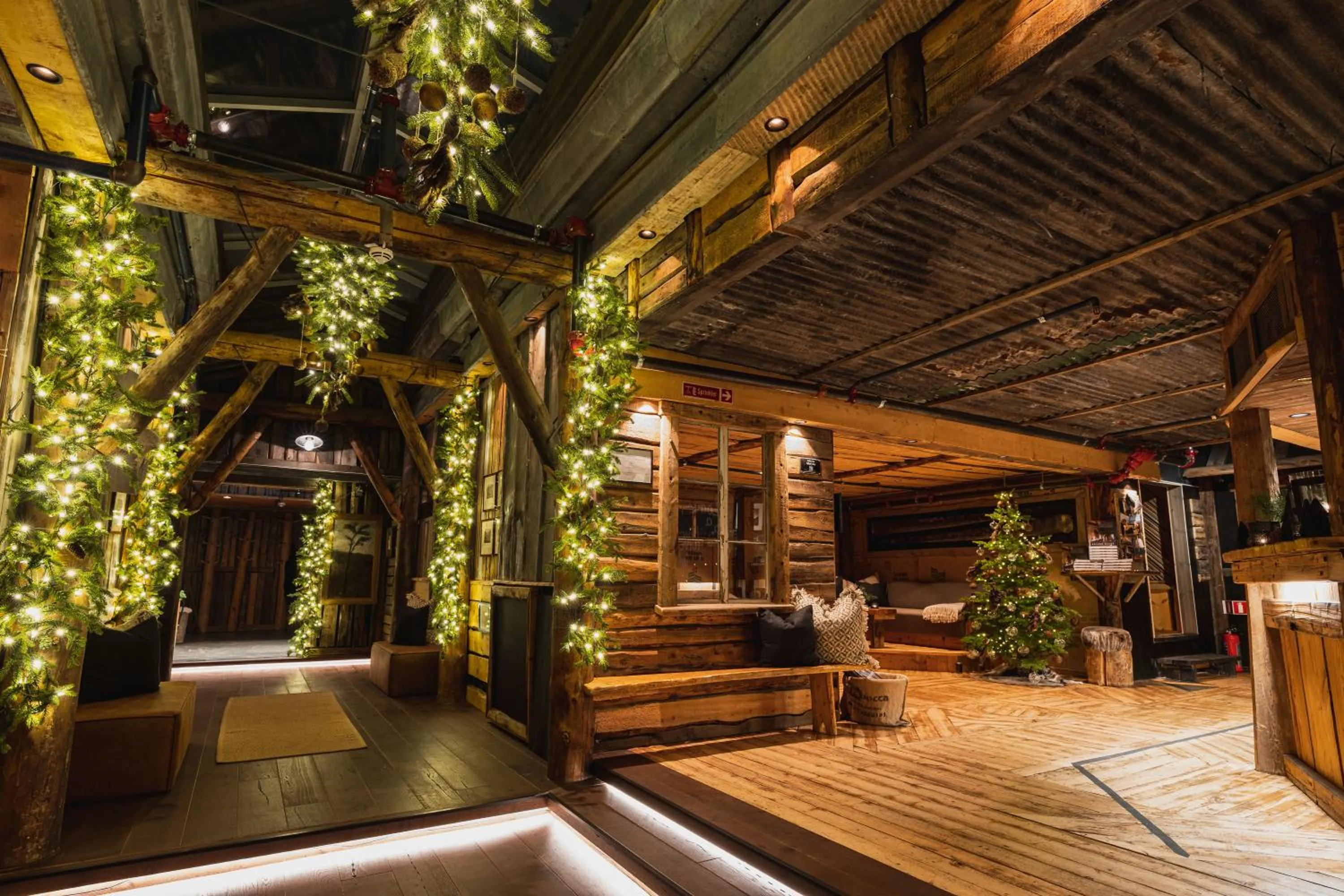 Winter in Basecamp Hotel