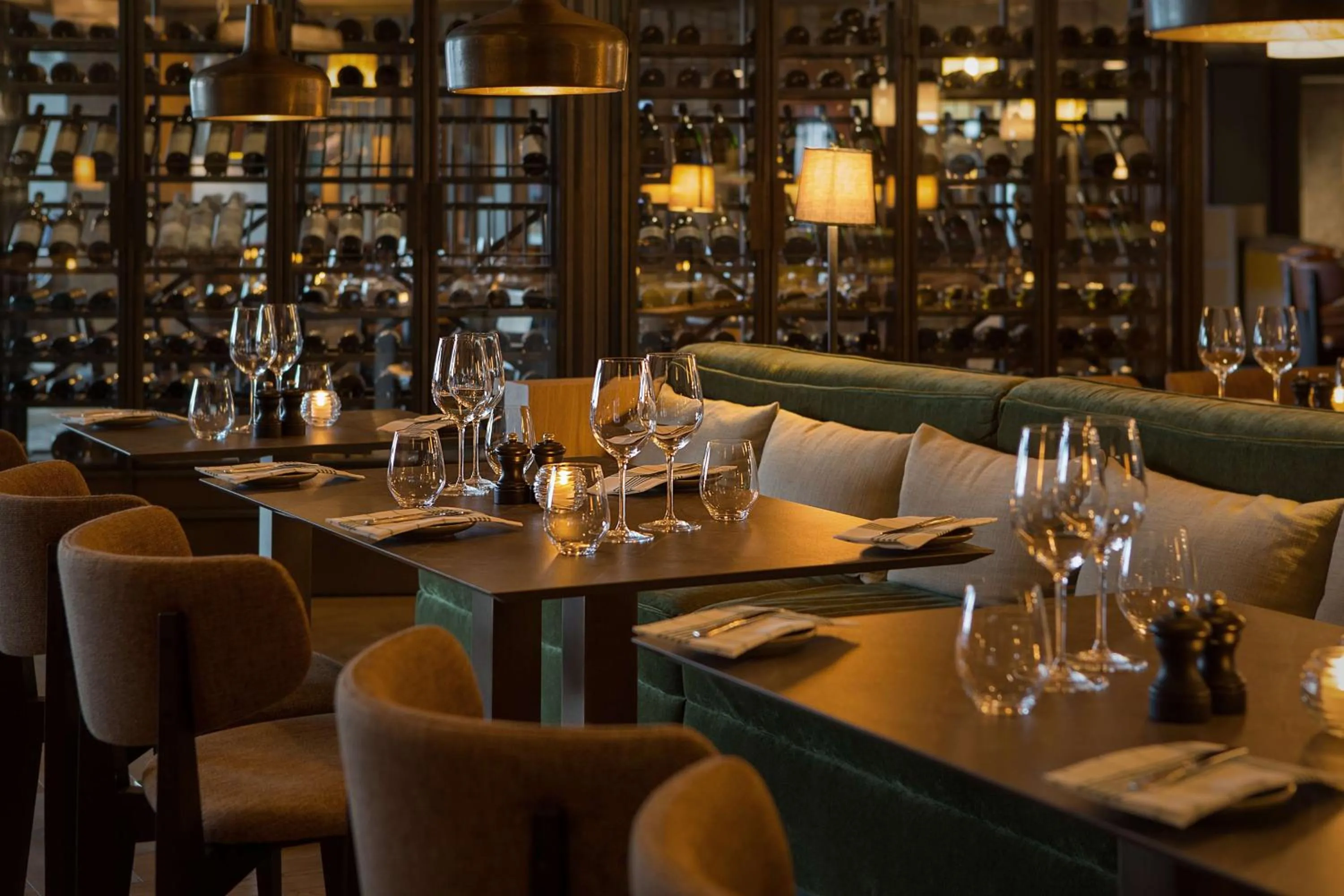 Restaurant/places to eat in Scandic Holmenkollen Park