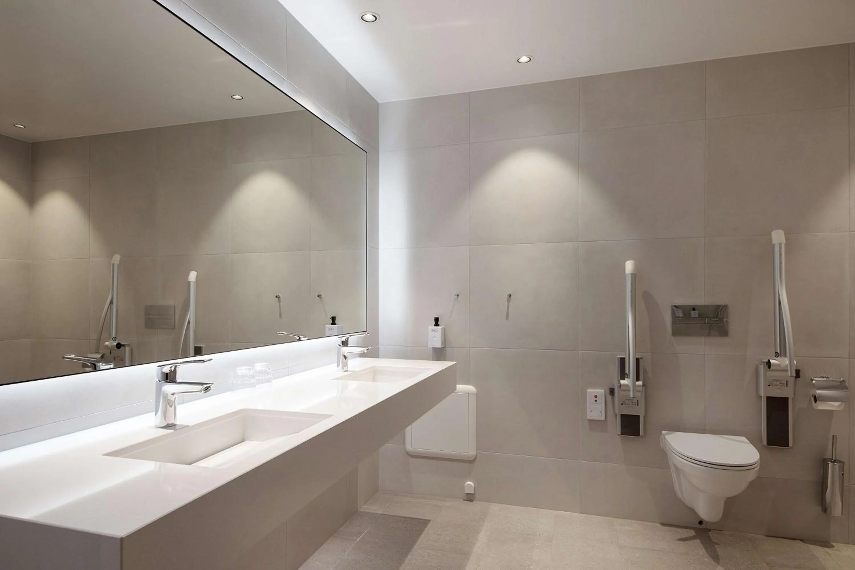 Bedroom in Scandic Holmenkollen Park