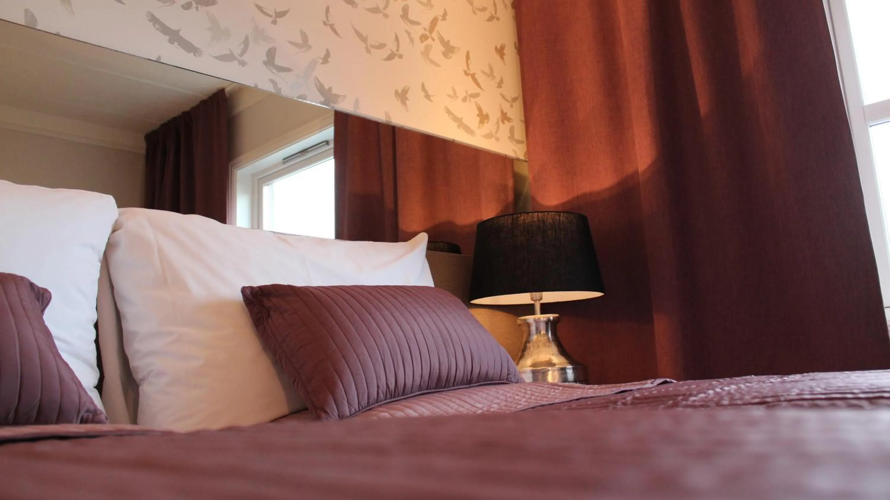 Bed in Lampeland Hotel