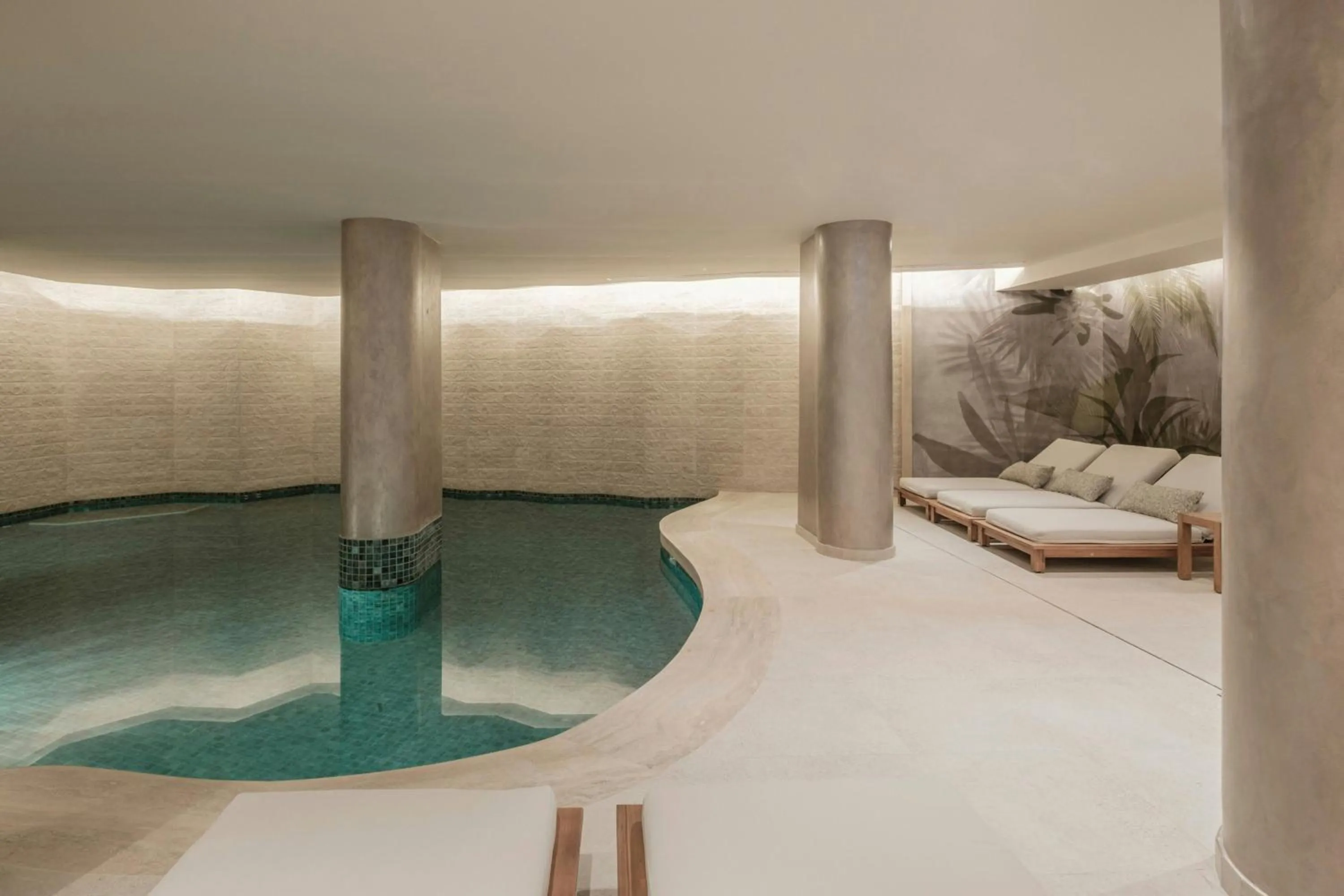 Swimming pool in Courtyard by Marriott Sliema