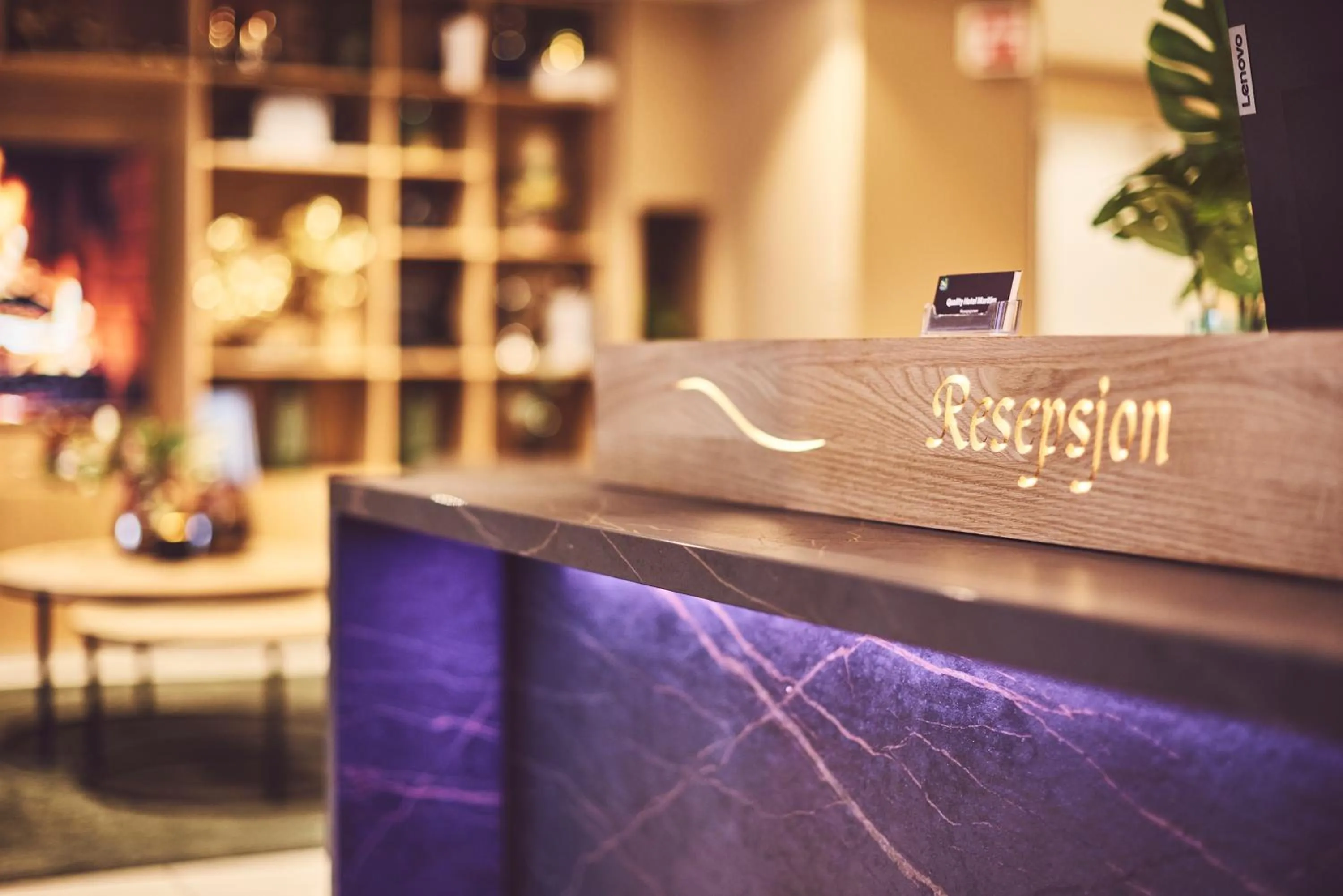 Lobby or reception in Quality Hotel Maritim