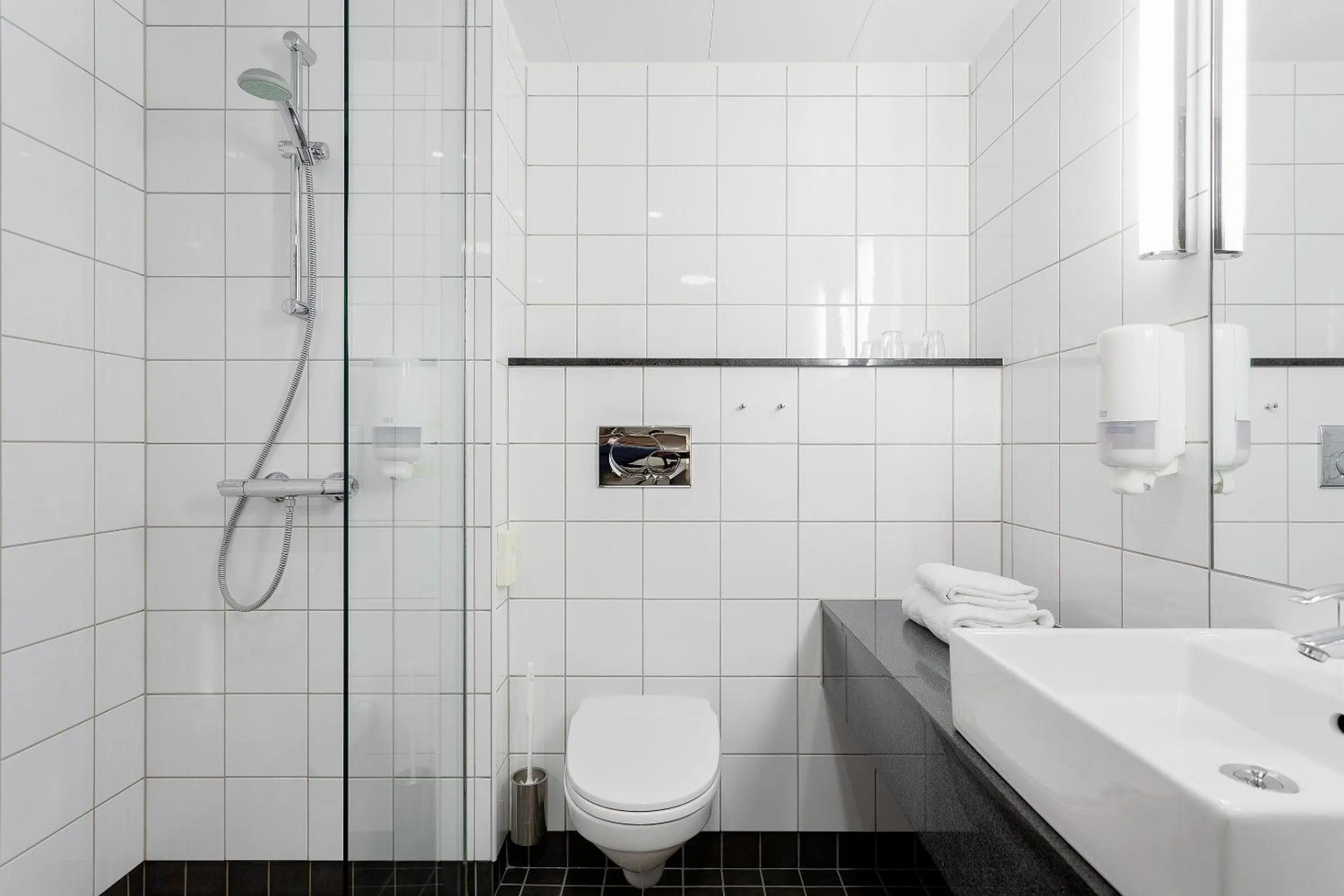 Bathroom in Aiden by Best Western Haugesund Airport