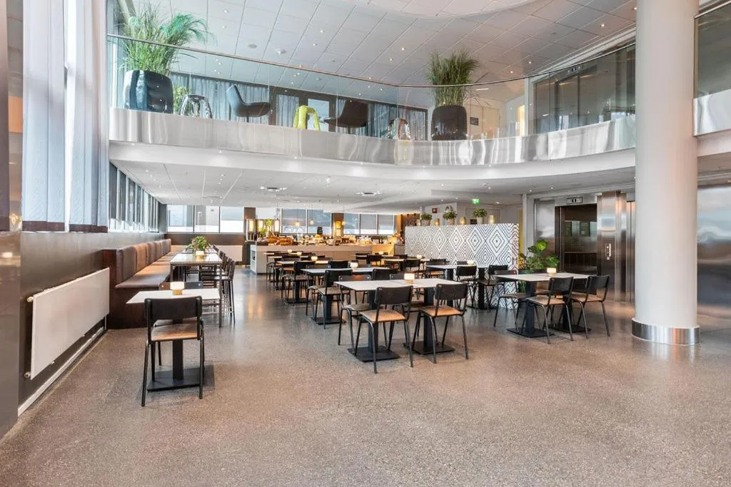 Restaurant/places to eat in Comfort Hotel Union Brygge