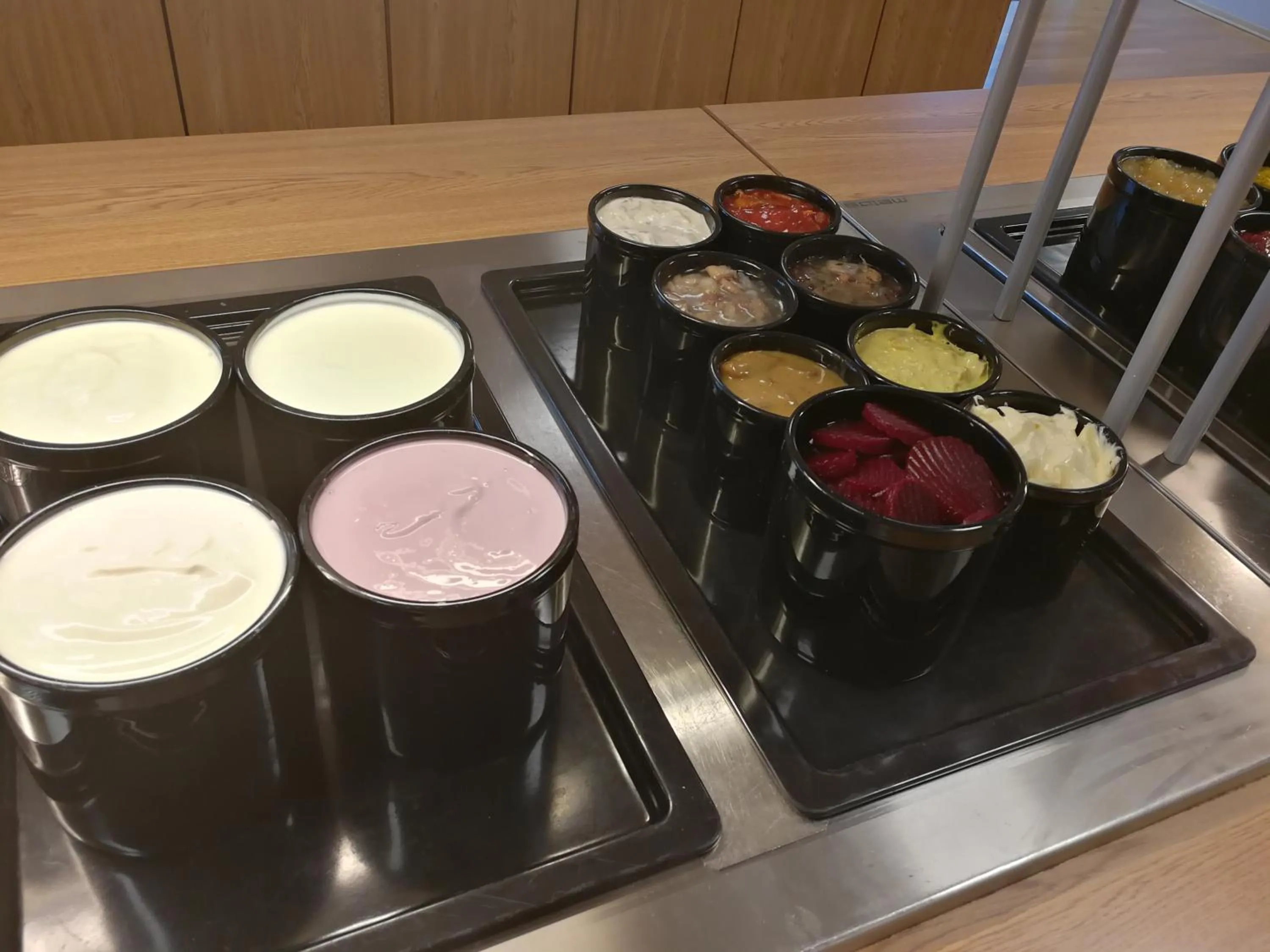 Buffet breakfast in Dombås Hotel