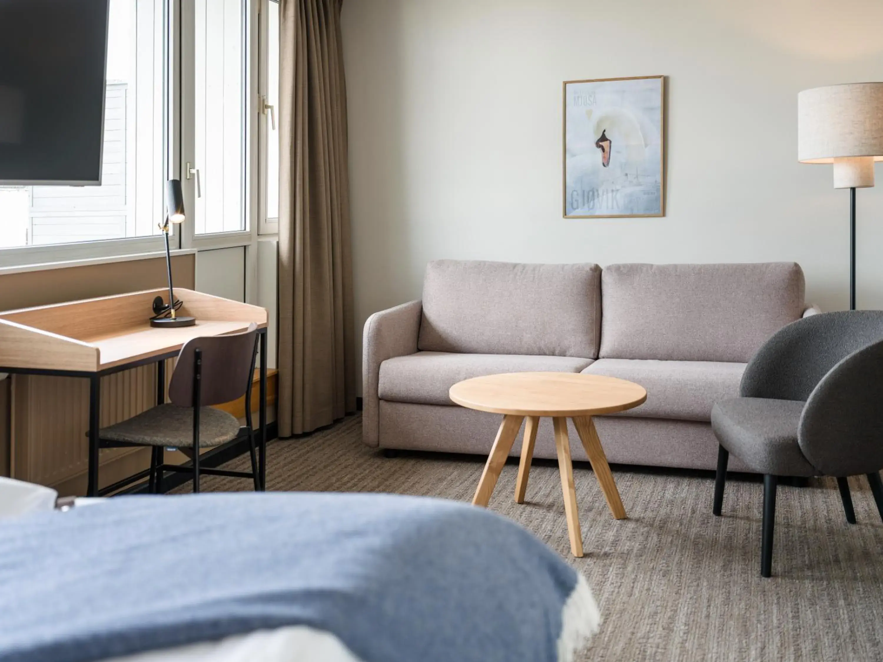 Deluxe Room With Balcony in Quality Hotel Strand Gjøvik Deluxe Room With Balcony in Quality Hotel Strand Gjøvik