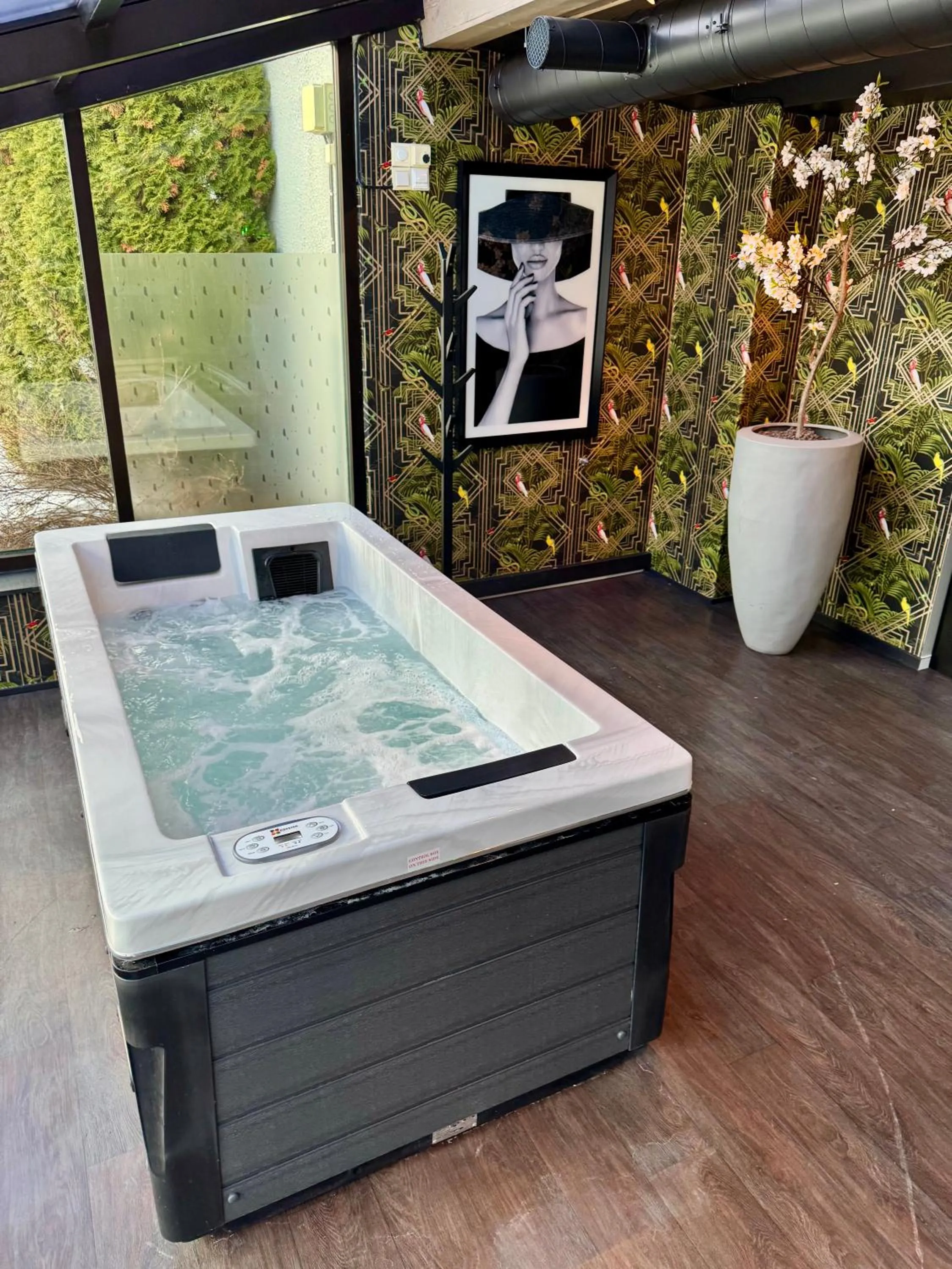 Hot Tub in Skogstad Hotel - Unike Hoteller