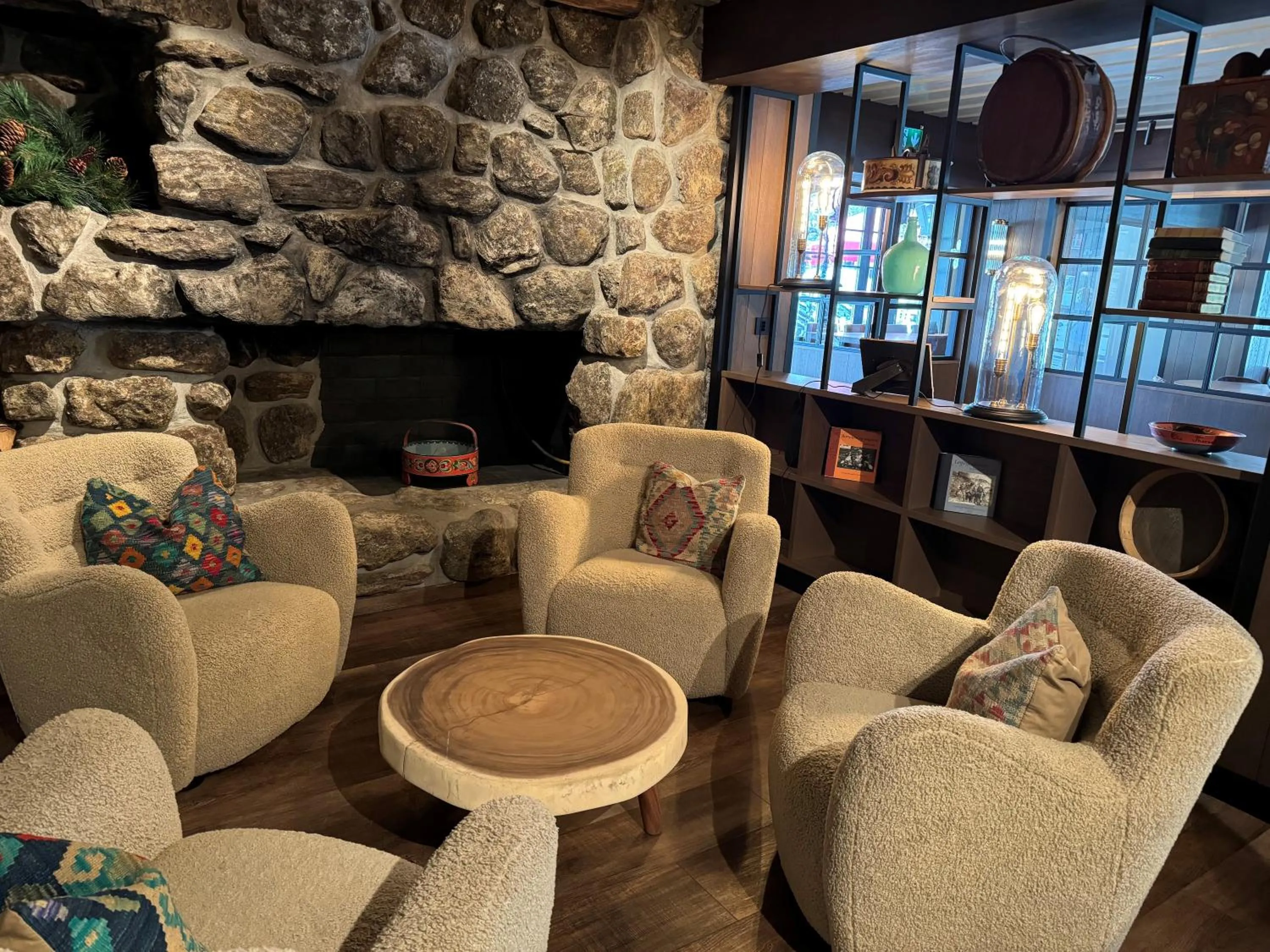 Lobby or reception in Skogstad Hotel - Unike Hoteller