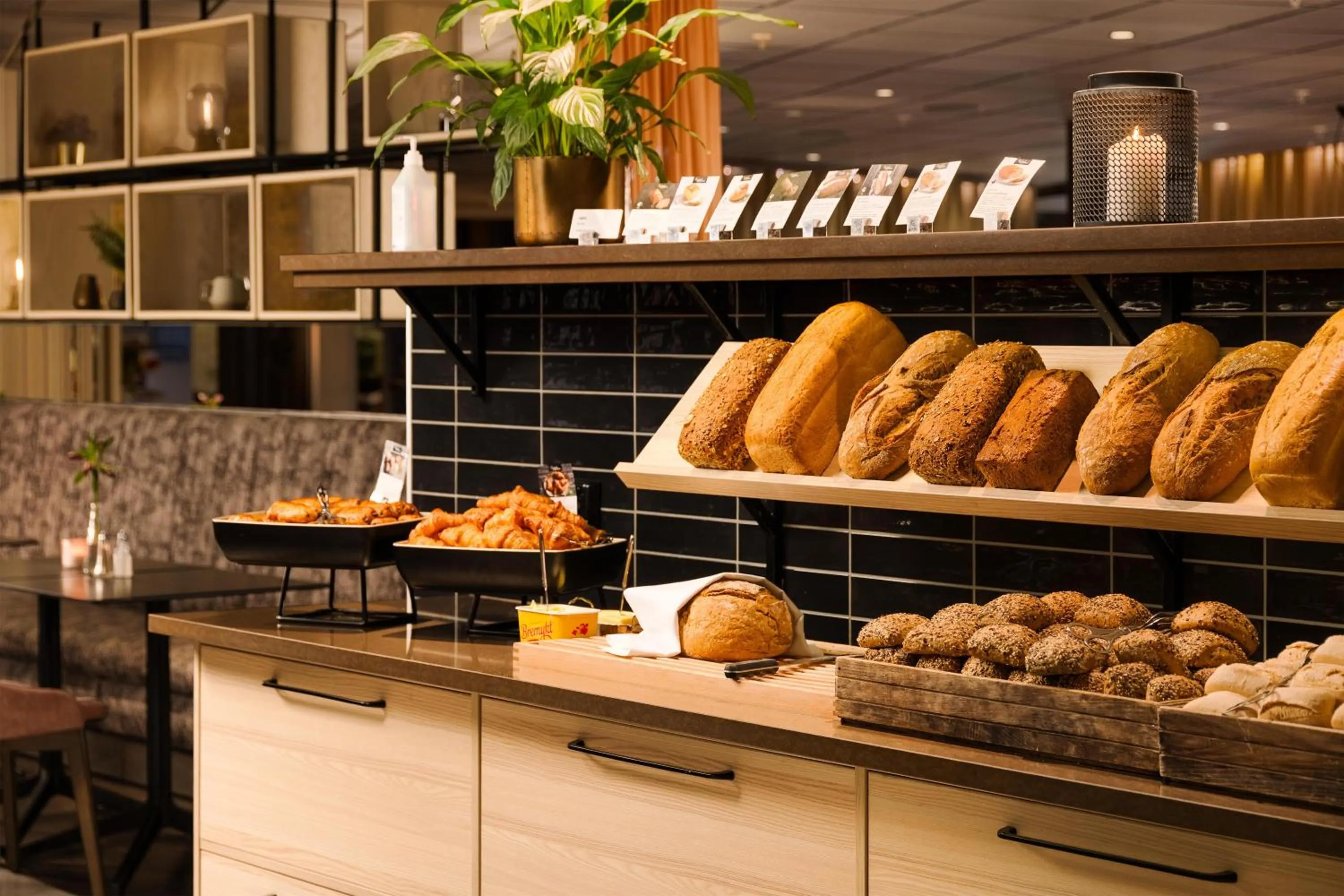 Breakfast in Scandic Ambassadeur Drammen