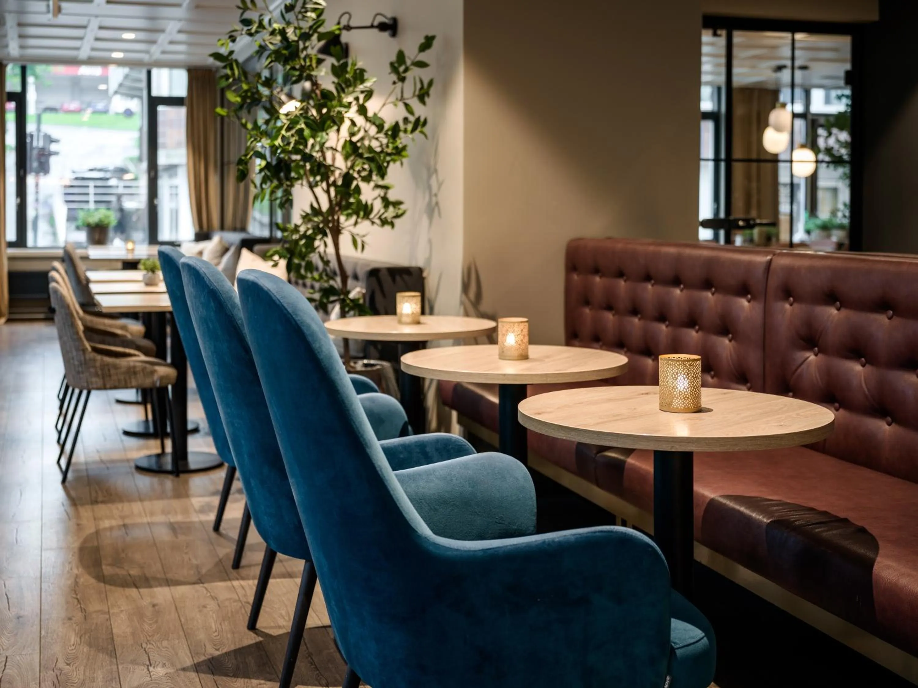 Lobby or reception in Quality Hotel Grand Tromsø