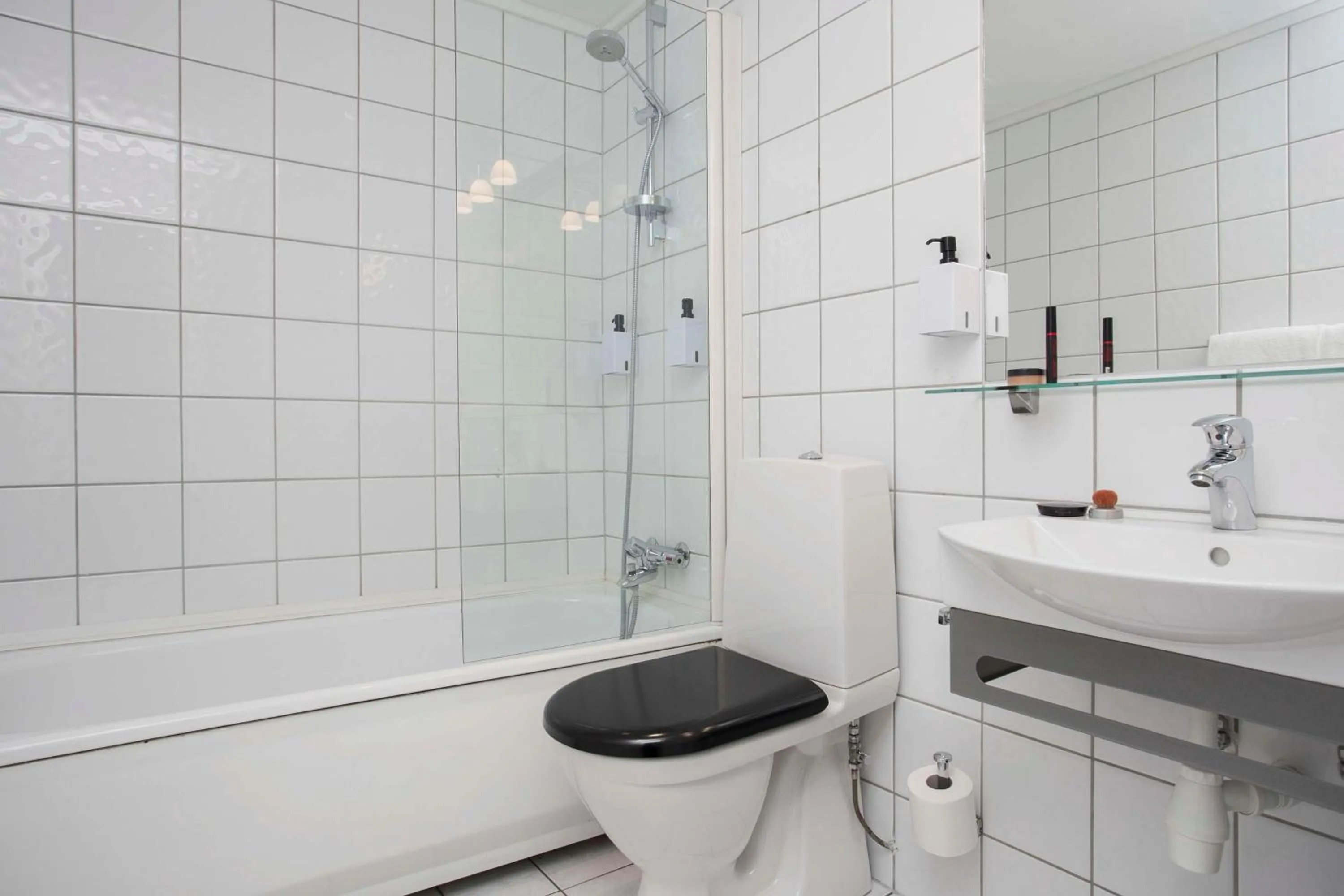 Bathroom in Scandic Harstad