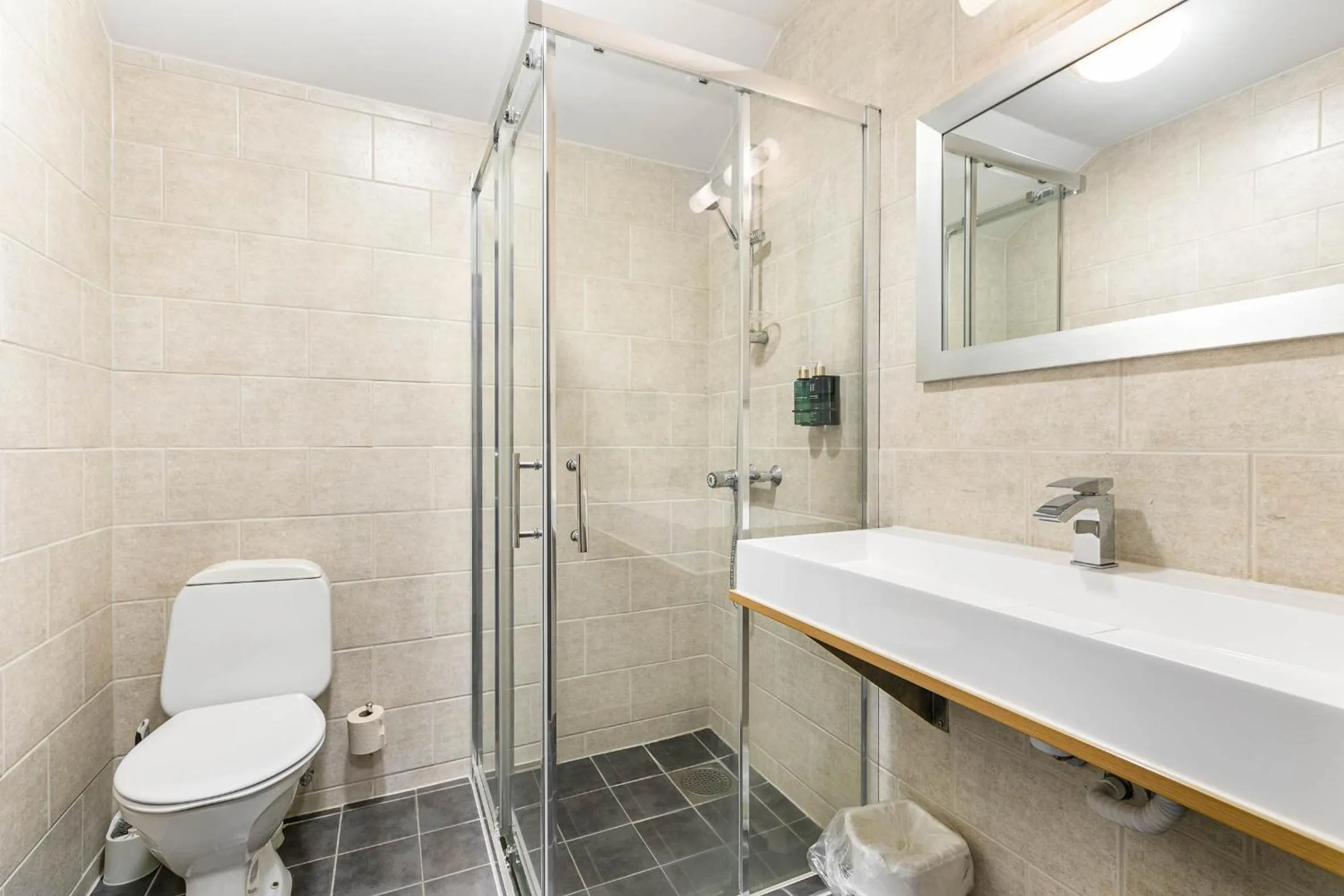 Bathroom in Storebaug Hotell & Kro