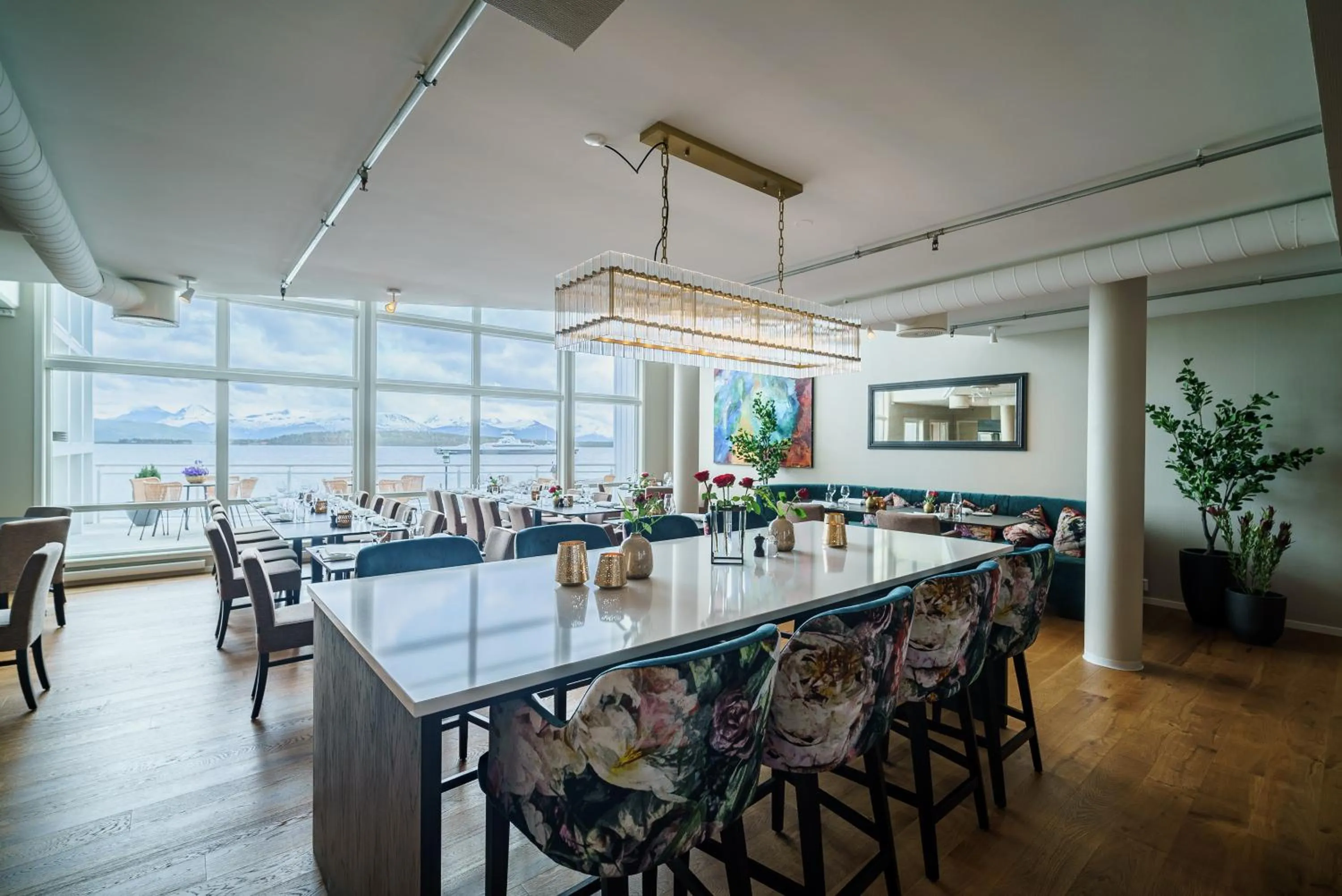 Restaurant/places to eat in Molde Fjordhotell - by Classic Norway Hotels