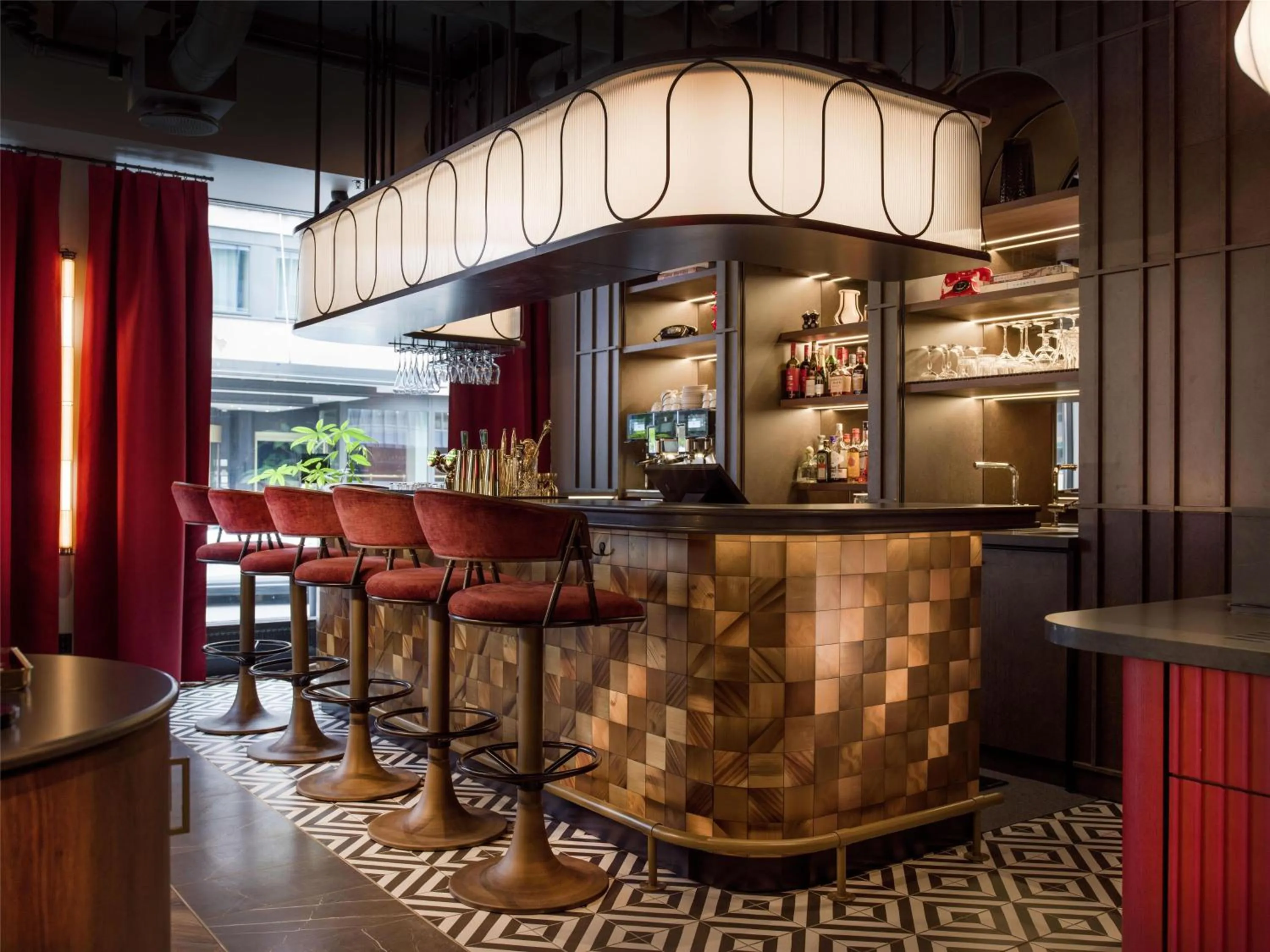 Lounge or bar in Radisson RED Oslo City Centre, A Verified Net Zero Hotel