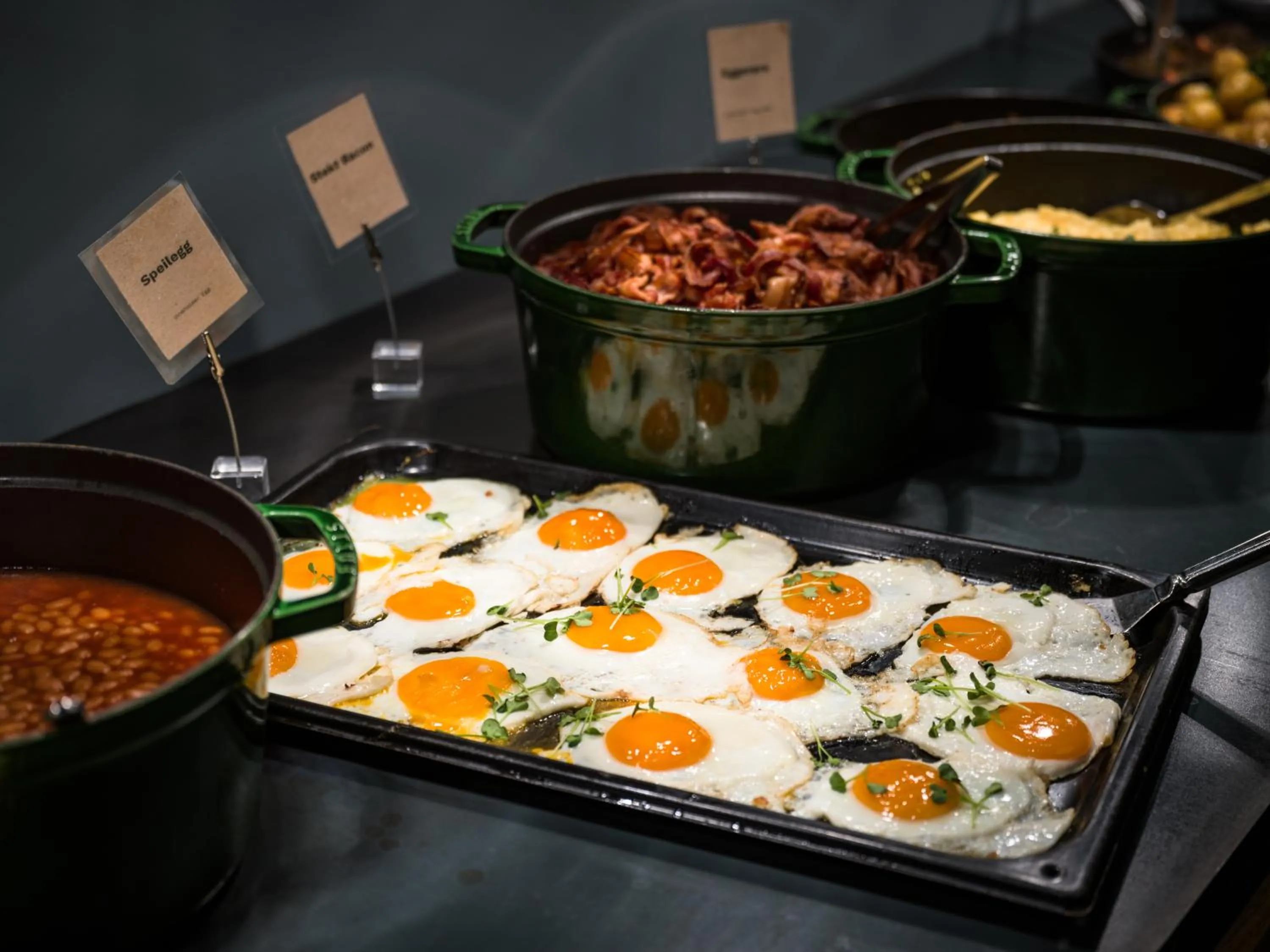 Breakfast in Quality Hotel Panorama