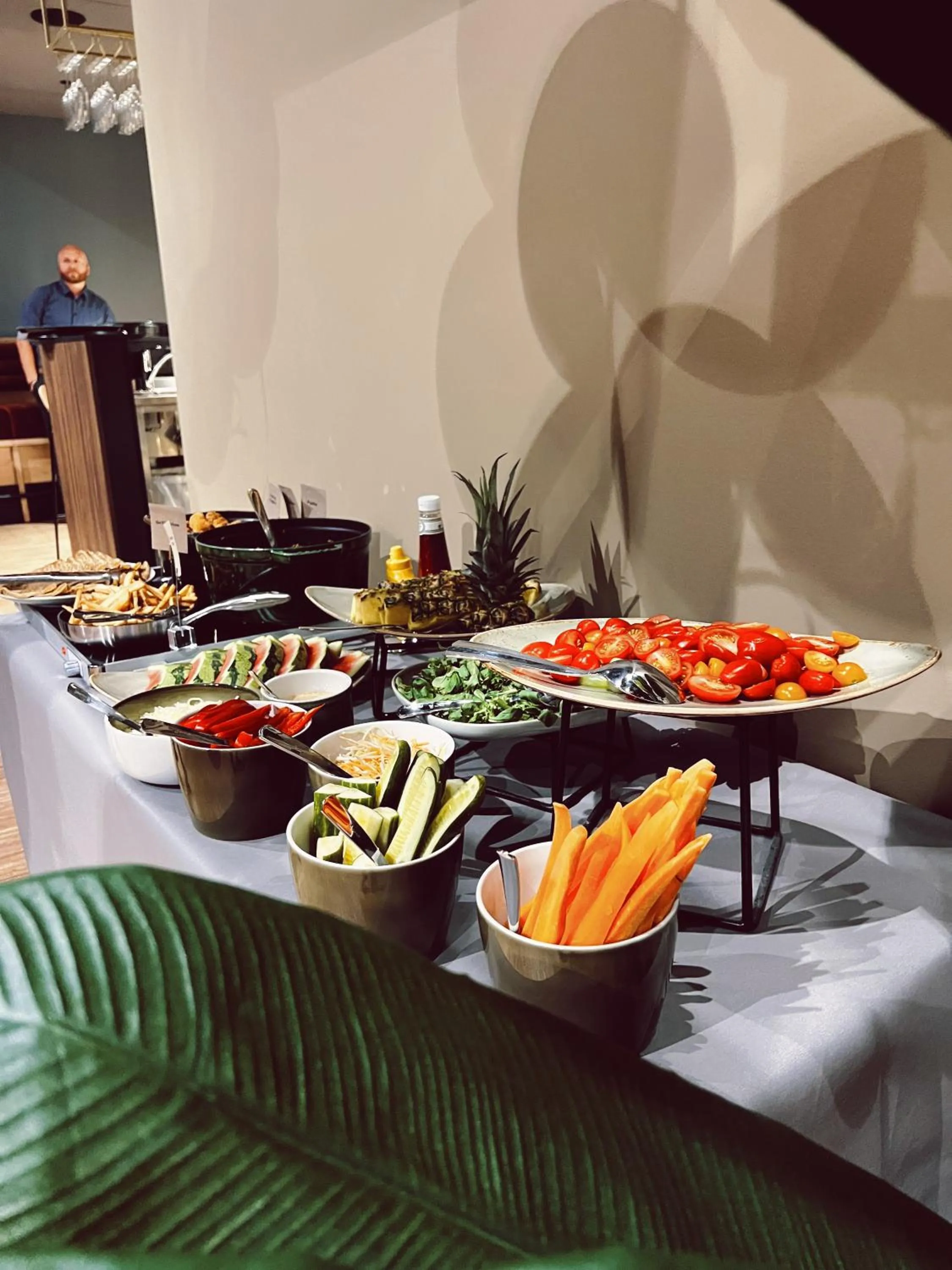 Buffet breakfast in Quality Hotel Panorama