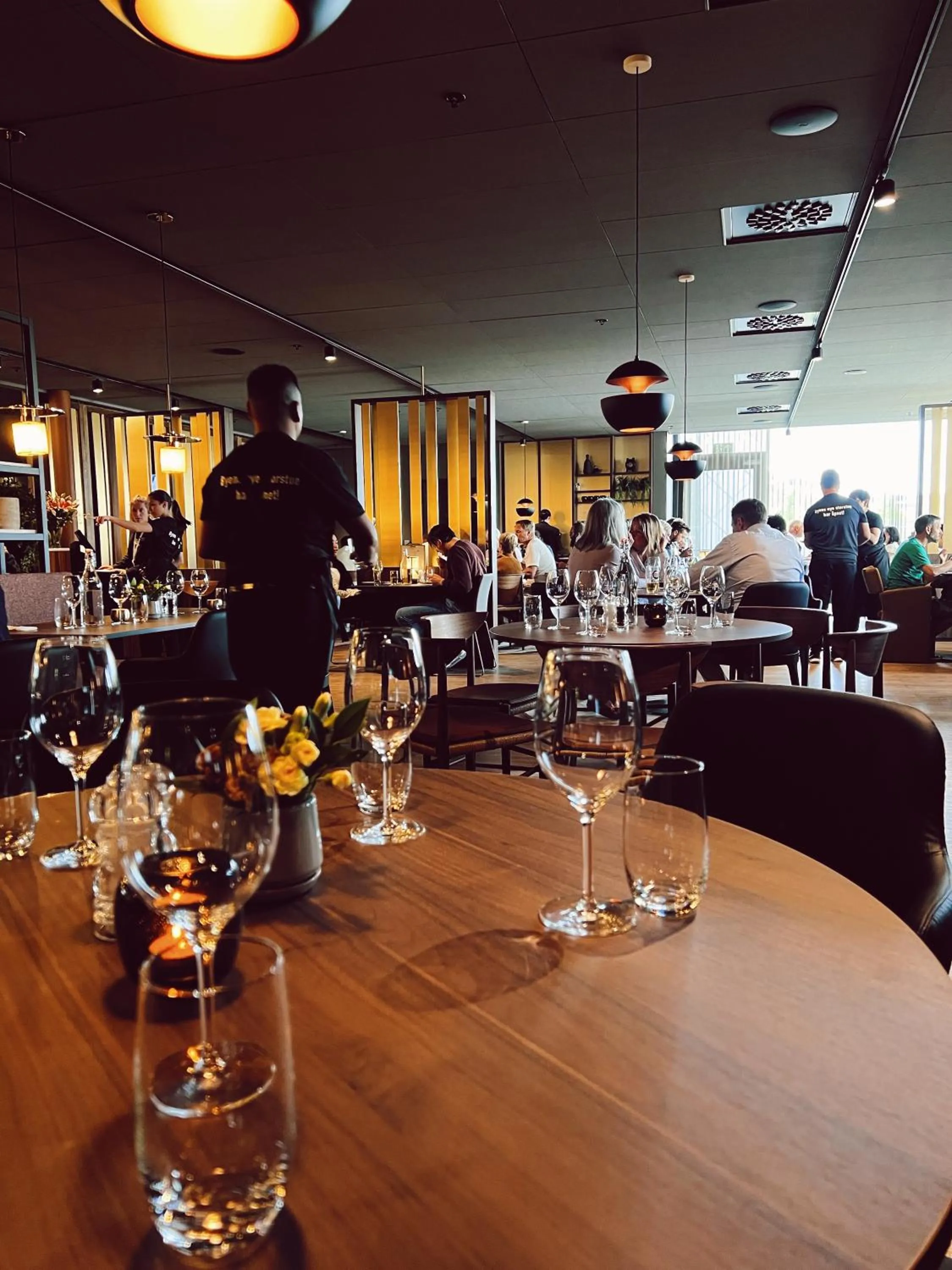 Restaurant/places to eat in Quality Hotel Panorama