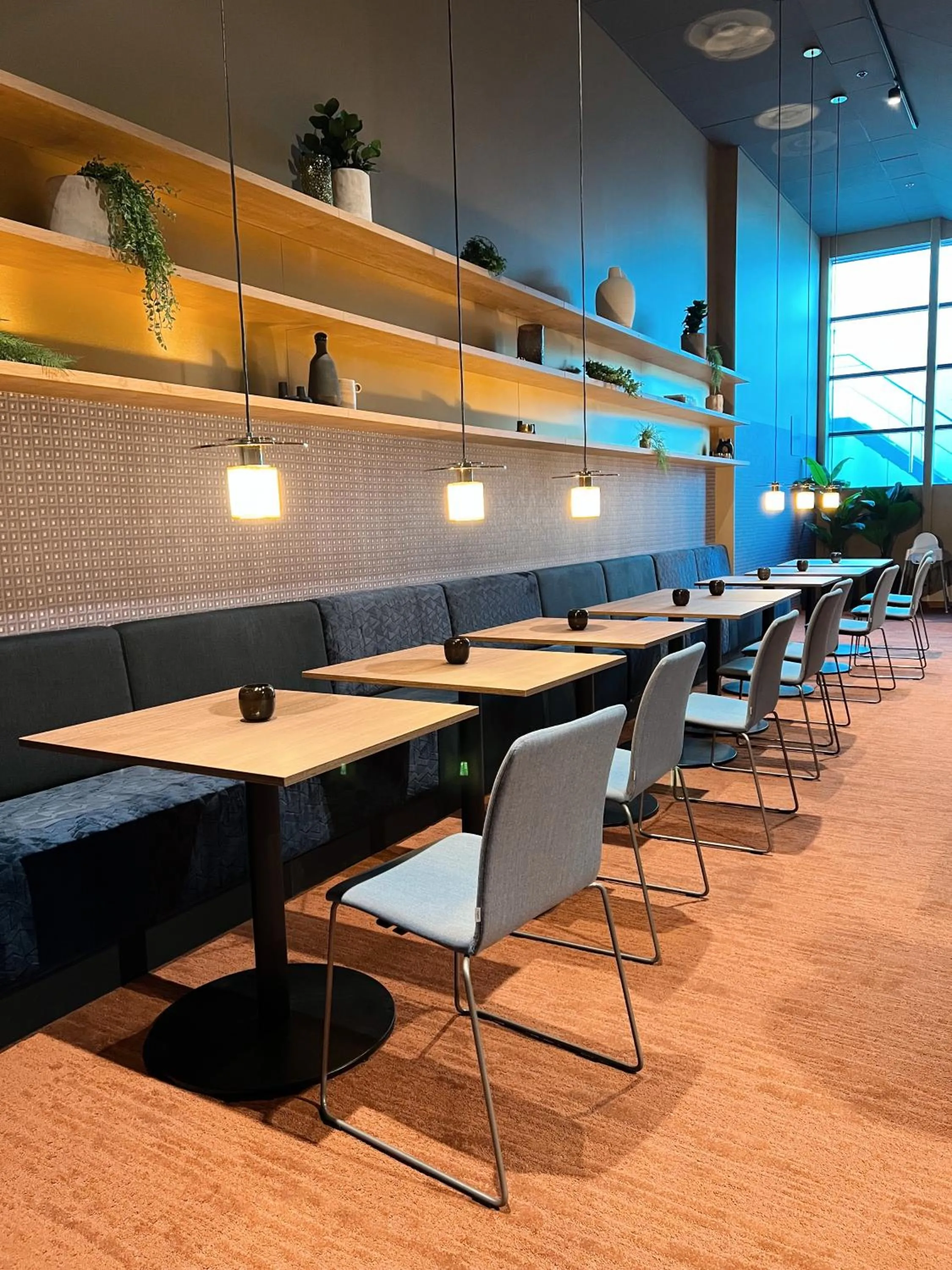 Restaurant/places to eat in Quality Hotel Panorama