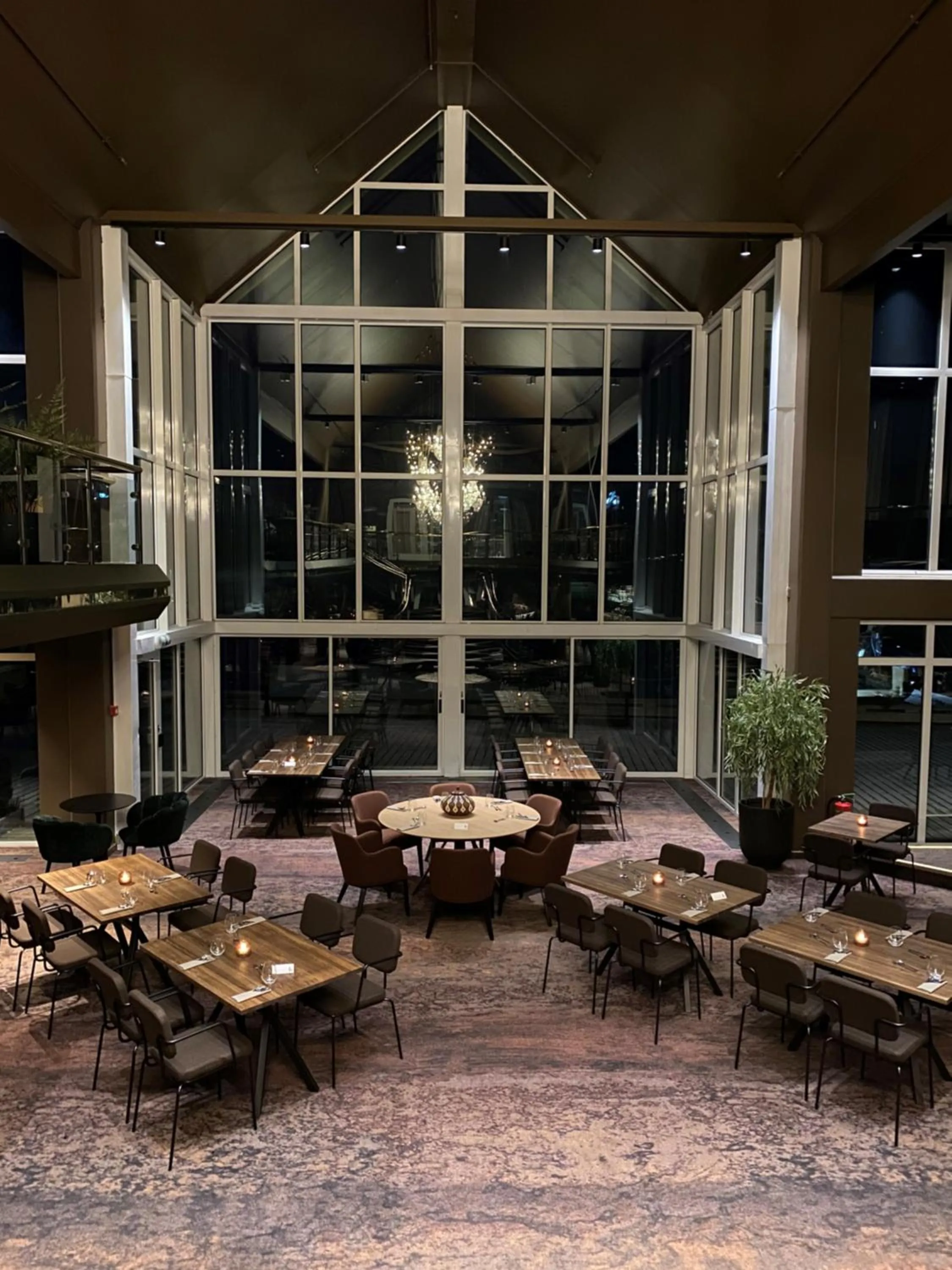 Restaurant/places to eat in Rognan Hotel