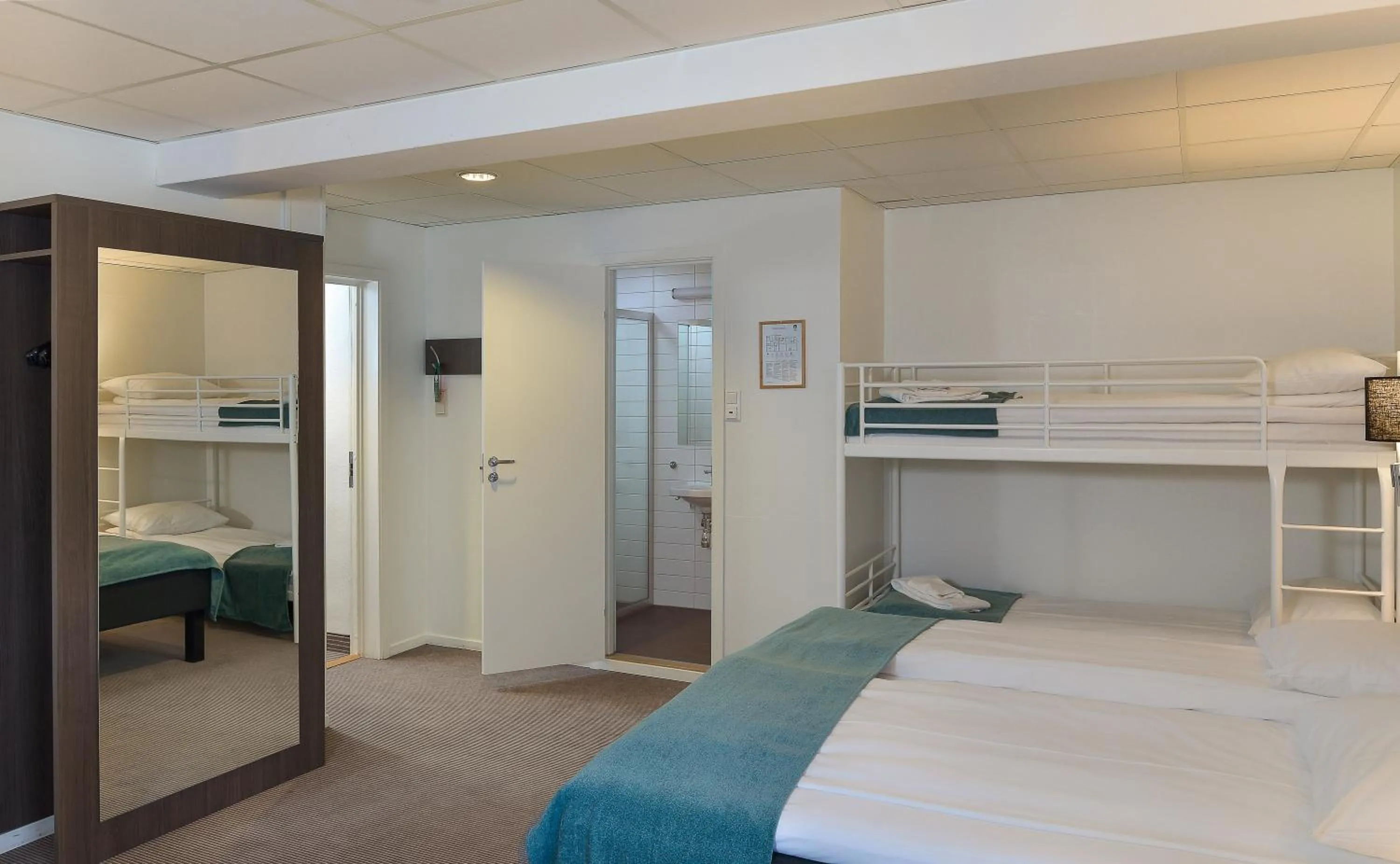 Bed in Thon Partner Hotel Andrikken