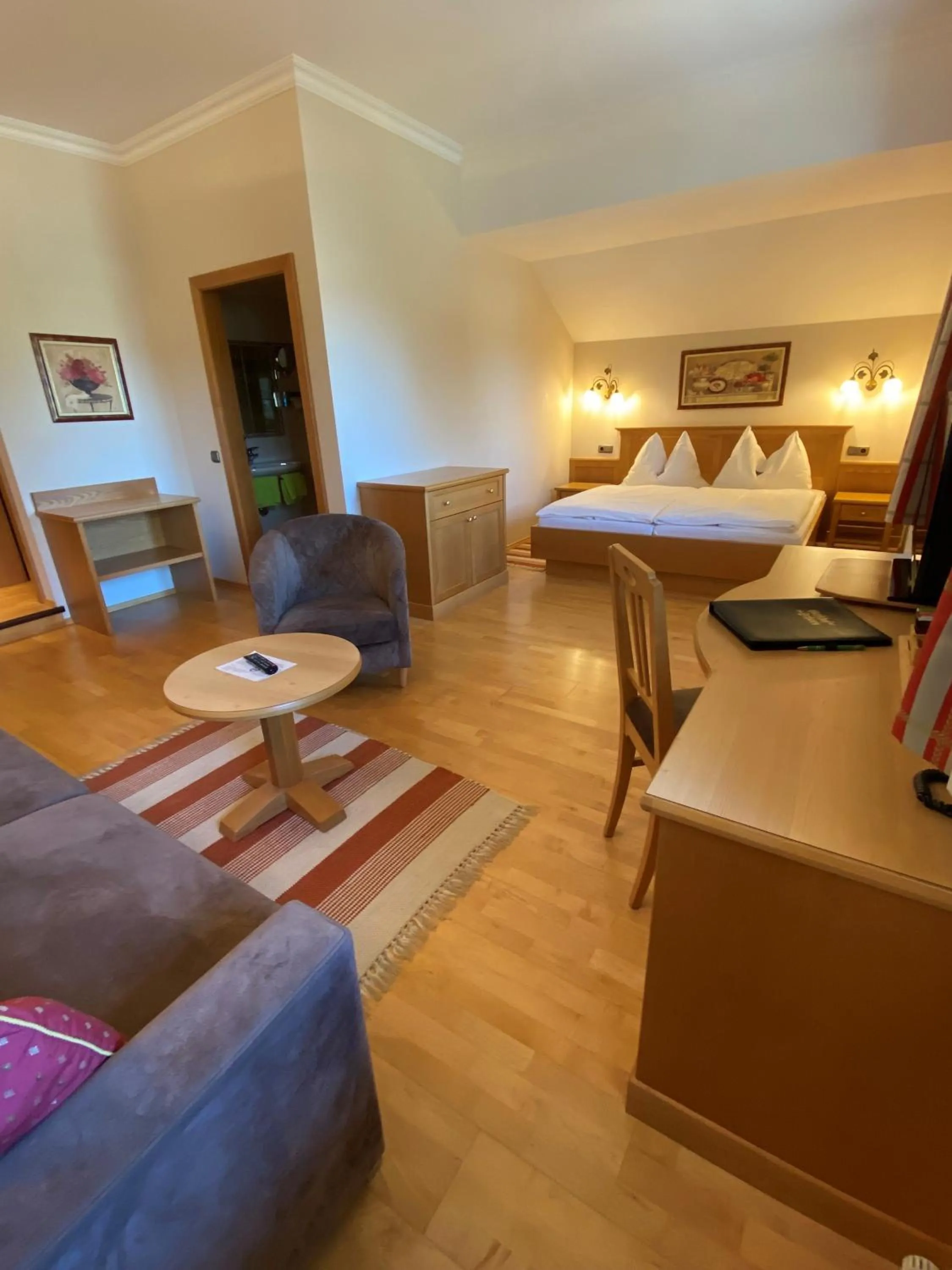 Photo of the whole room, Bed in Gasthof Schorn