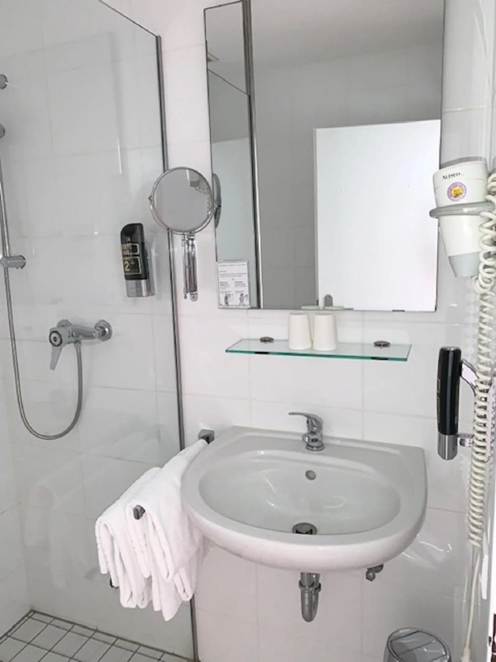 Photo of the whole room in Hanse Hotel