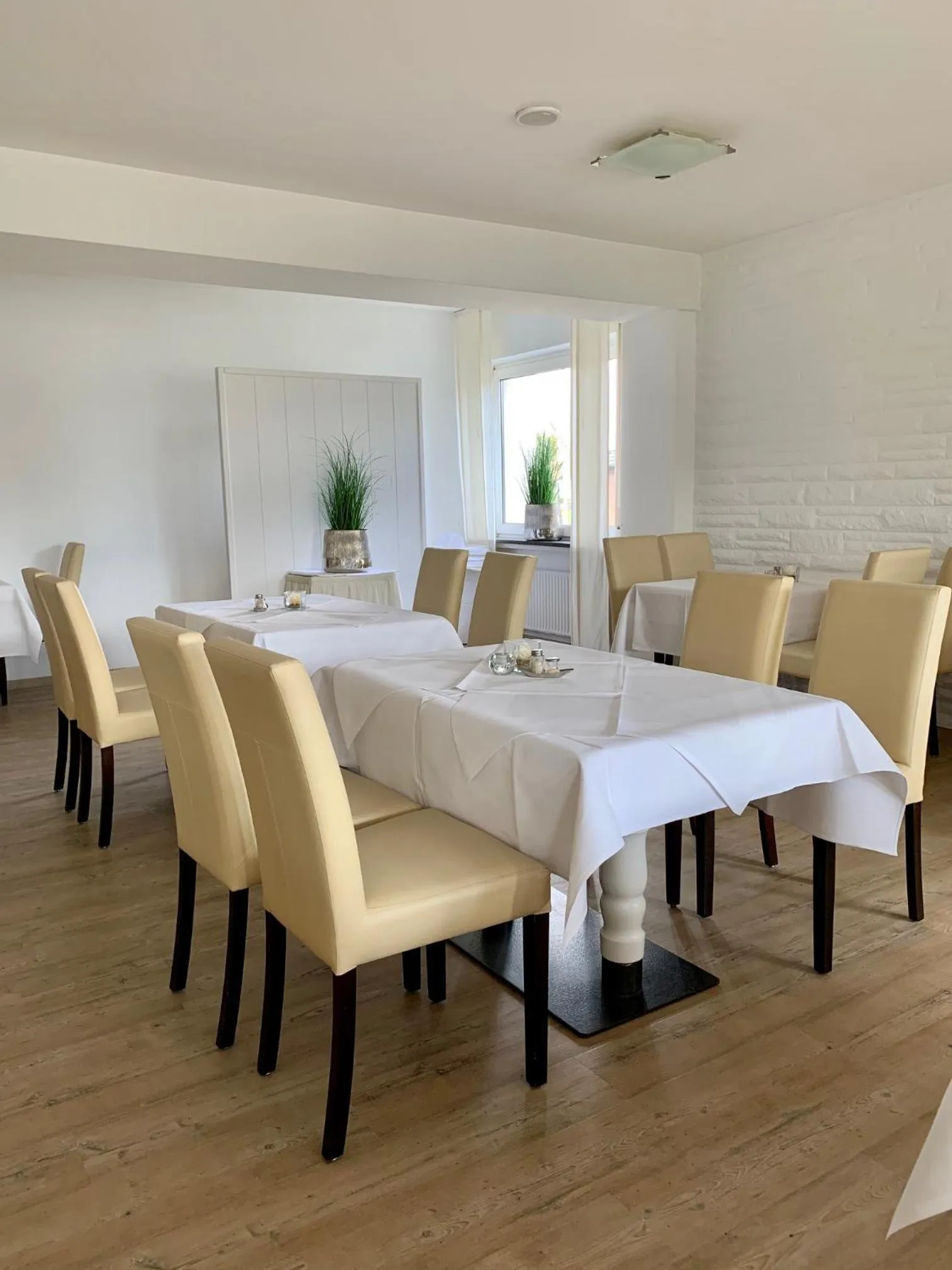 Buffet breakfast in Hanse Hotel