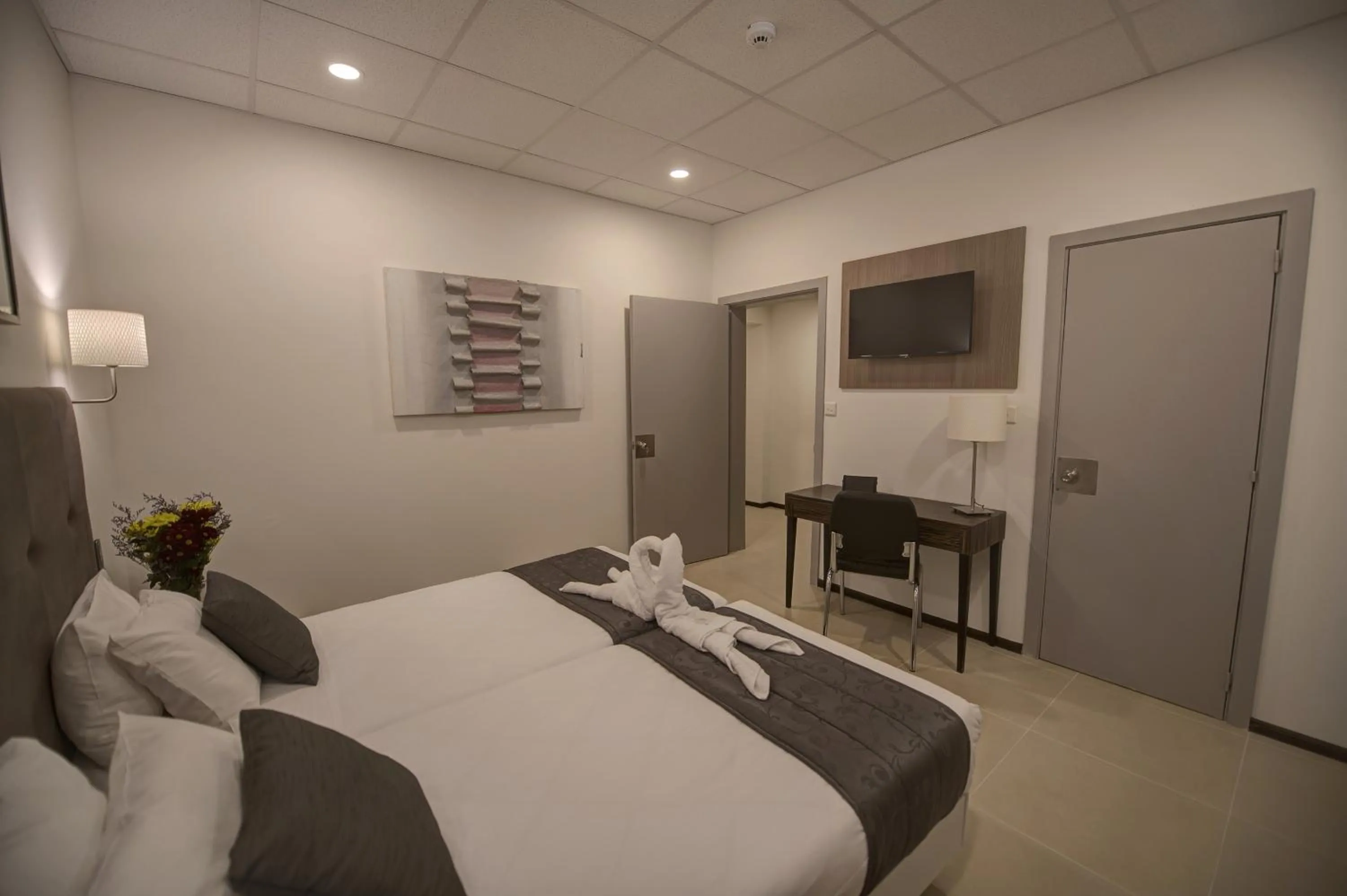 Photo of the whole room, Bed in Europa Hotel