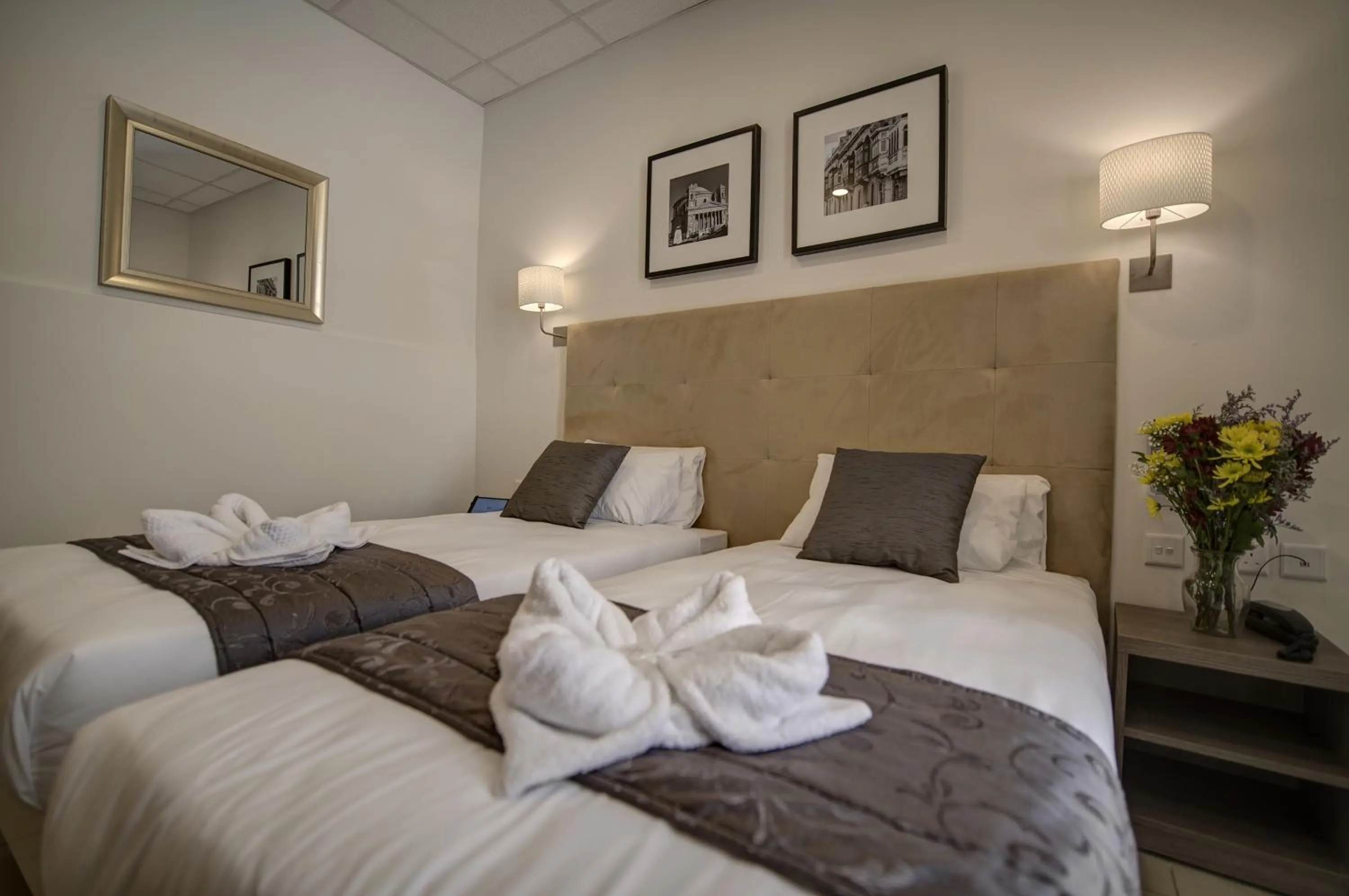 Photo of the whole room, Bed in Europa Hotel