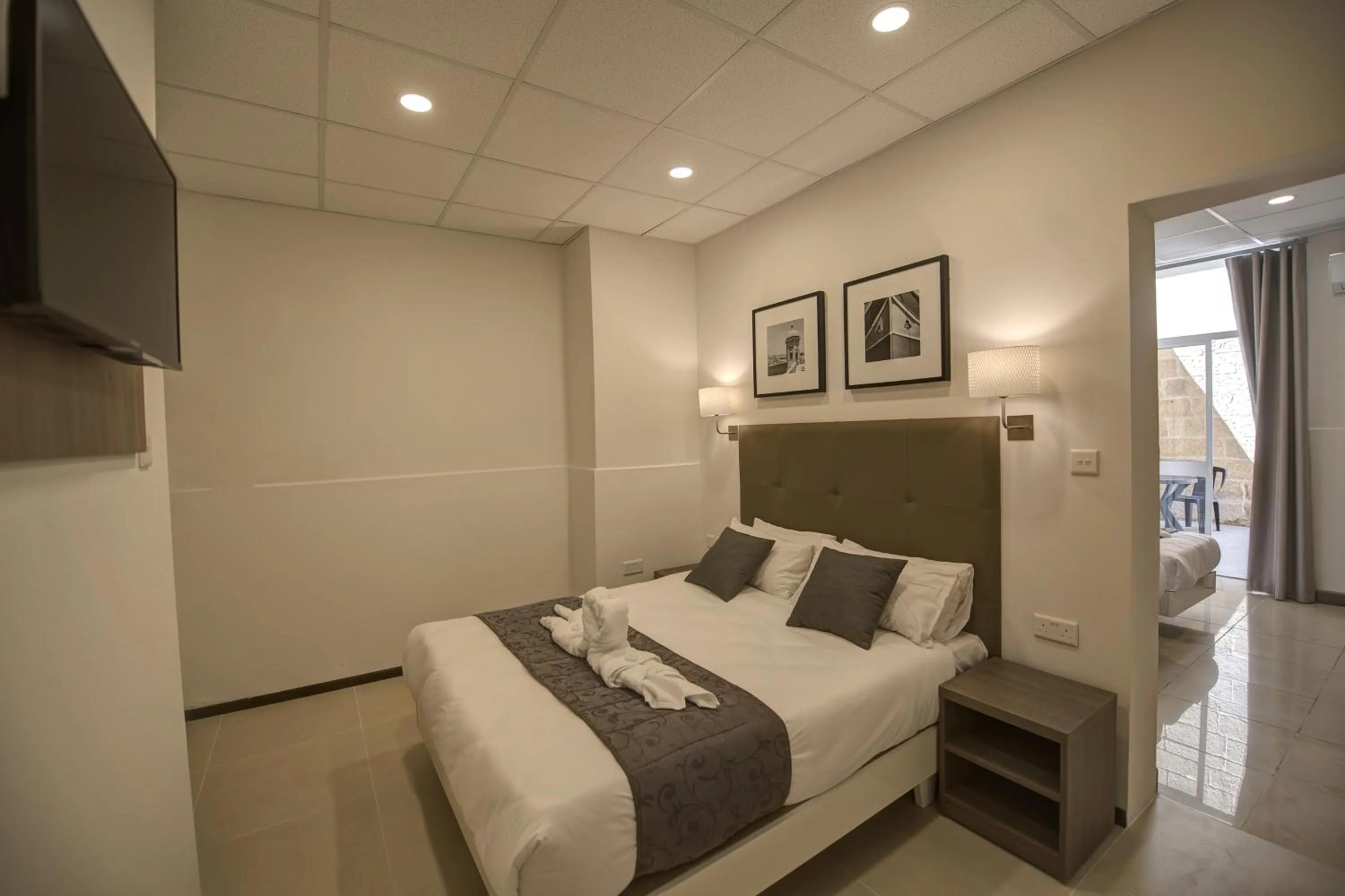 Photo of the whole room, Bed in Europa Hotel