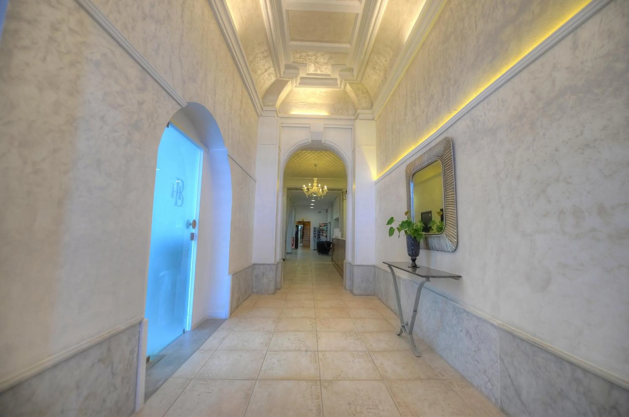 Facade/entrance in Europa Hotel