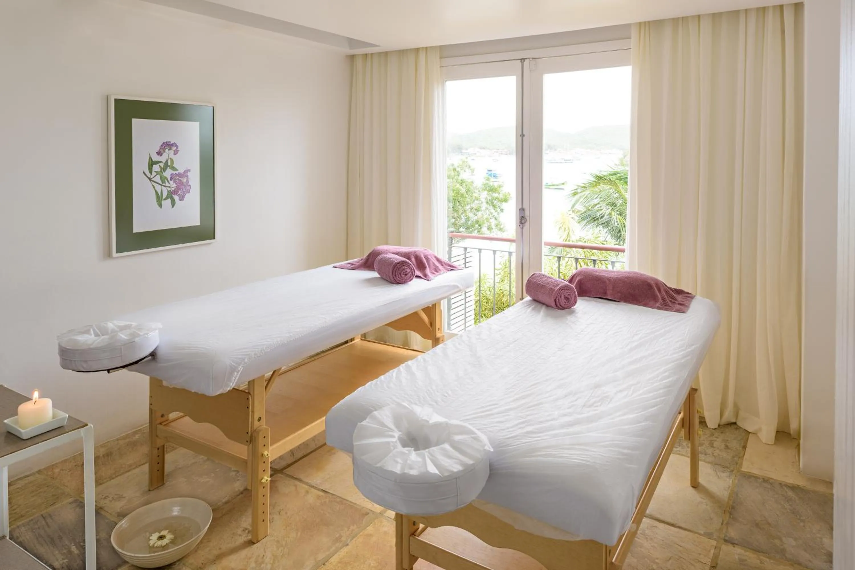 Massage, Bed in Casas Brancas Boutique Hotel & Spa