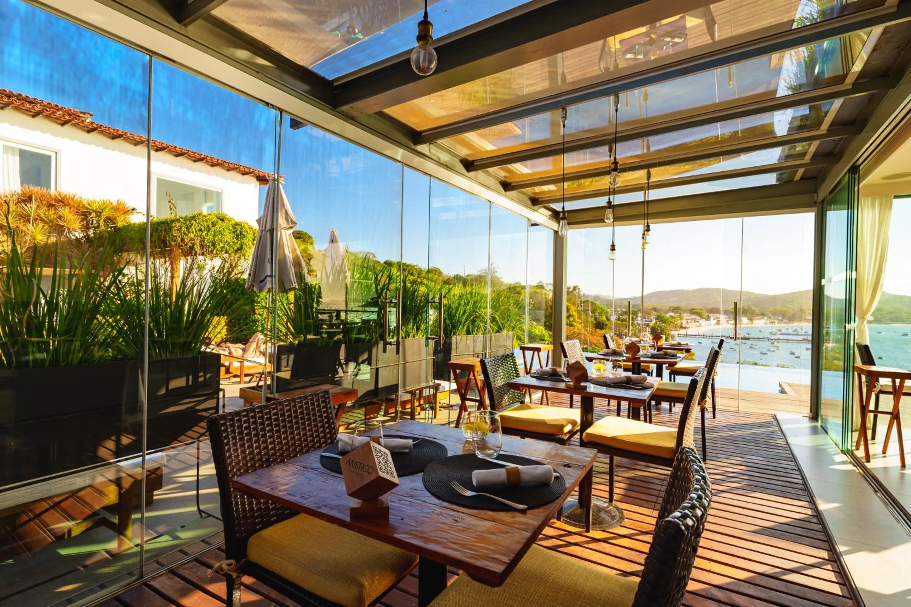 Restaurant/places to eat in Abracadabra Boutique Hotel