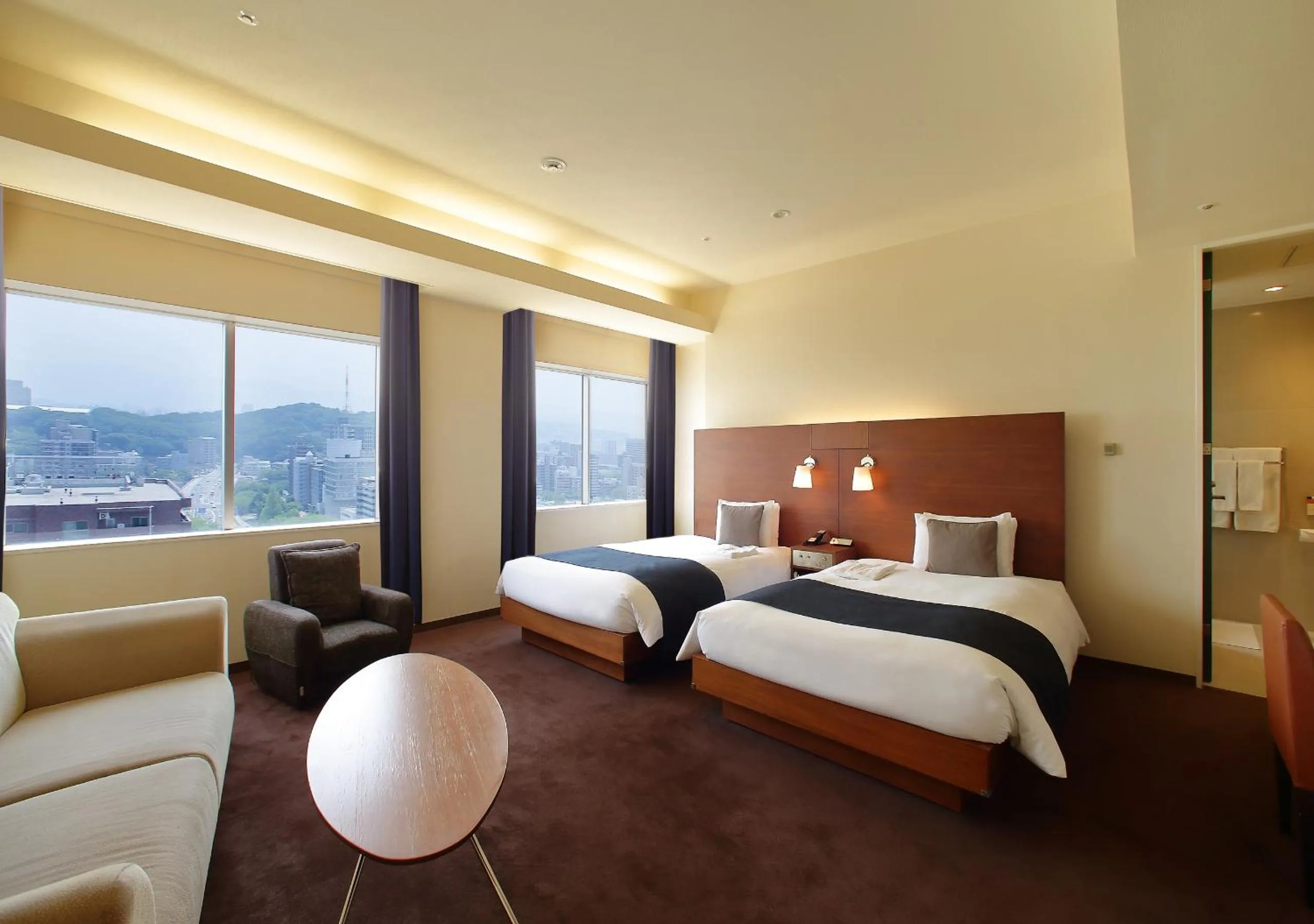 Photo of the whole room, Bed in Oriental Hotel Hiroshima