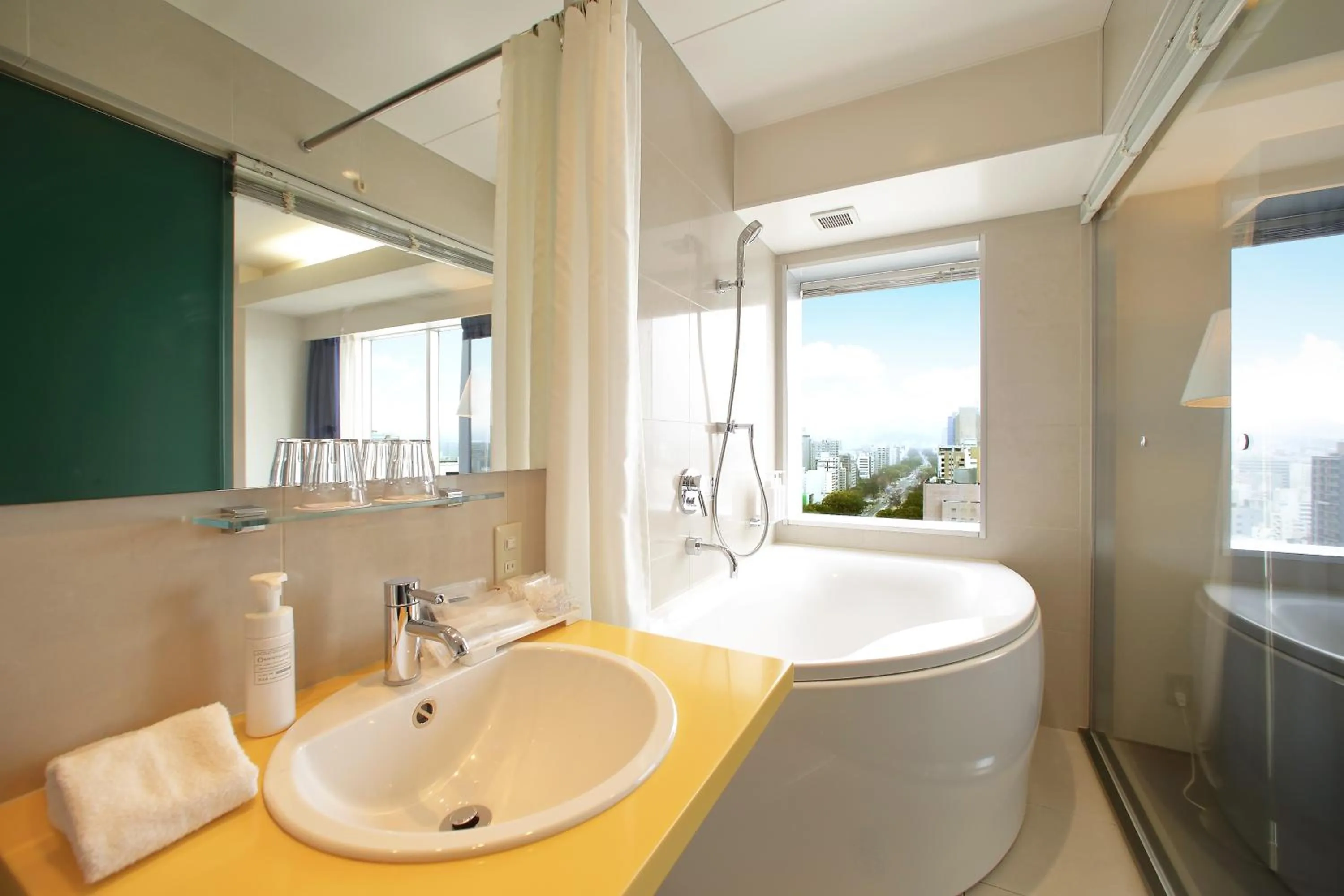 Bathroom in Oriental Hotel Hiroshima