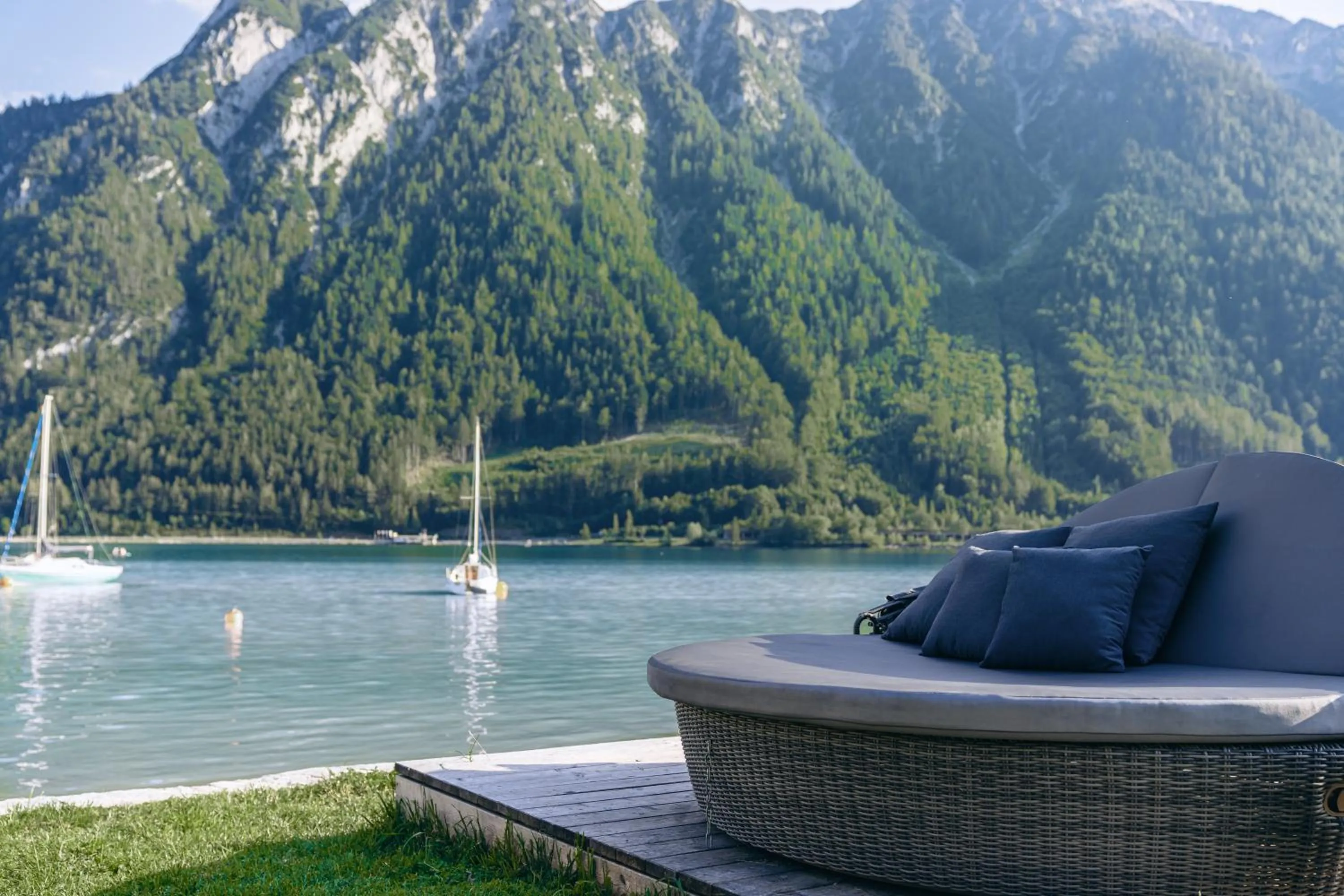 Lake view in Familienresort Buchau