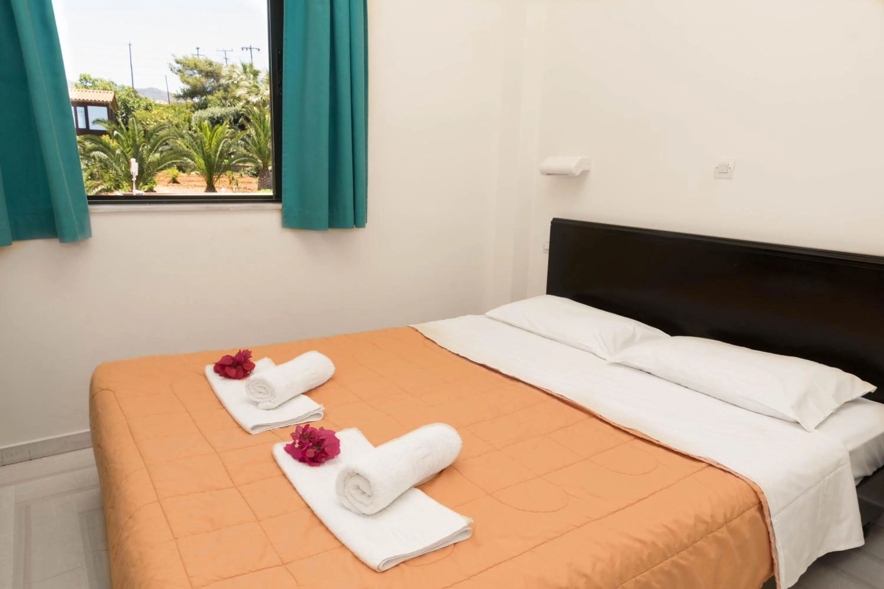 Bed in Anna Maria Village