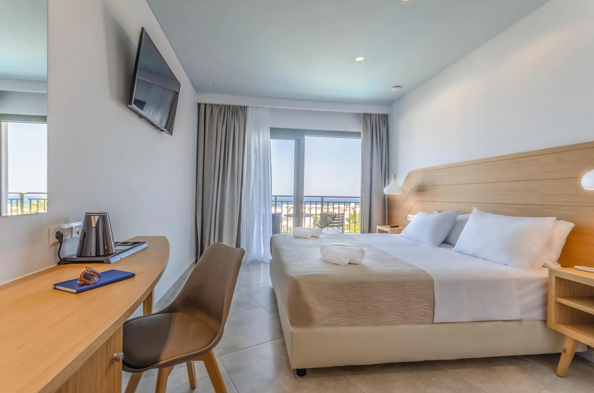 Photo of the whole room, Bed in Anna Maria Village